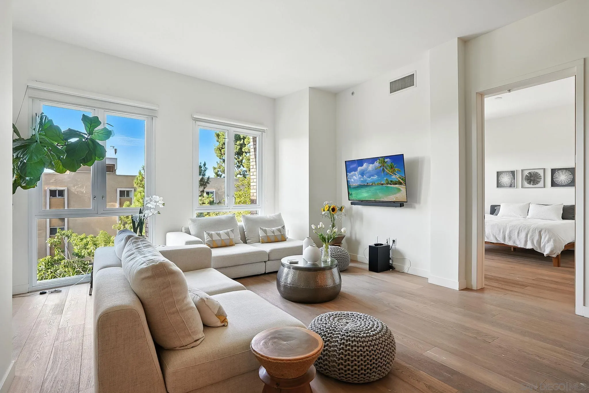 https://cdn.realtyfeed.com/cdn/127/250041323/d6b709c0fdeb8532572a89360377bf52.webp