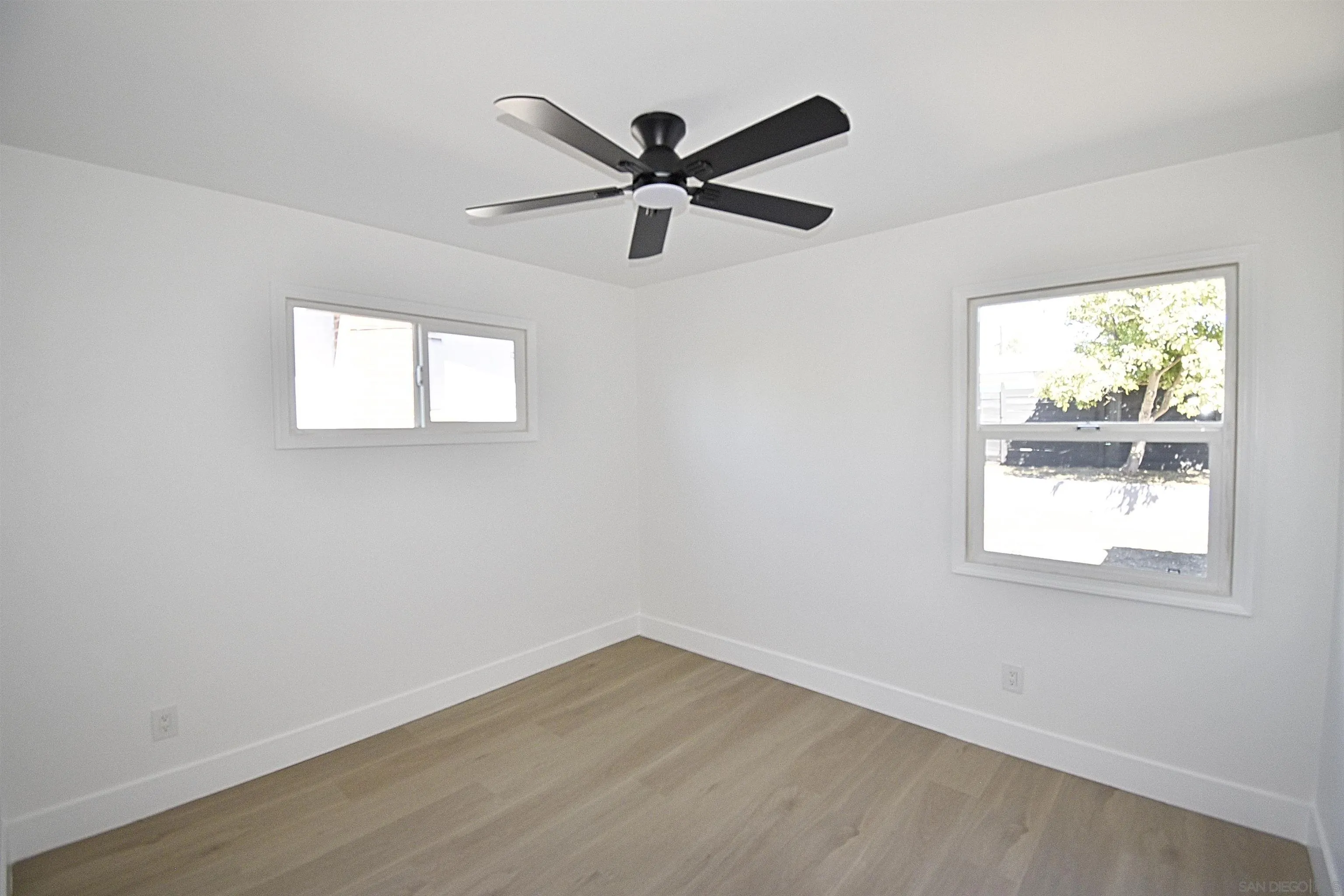 https://cdn.realtyfeed.com/cdn/127/250041324/1e5d5f74ab3473d32936c836fae8140d.webp