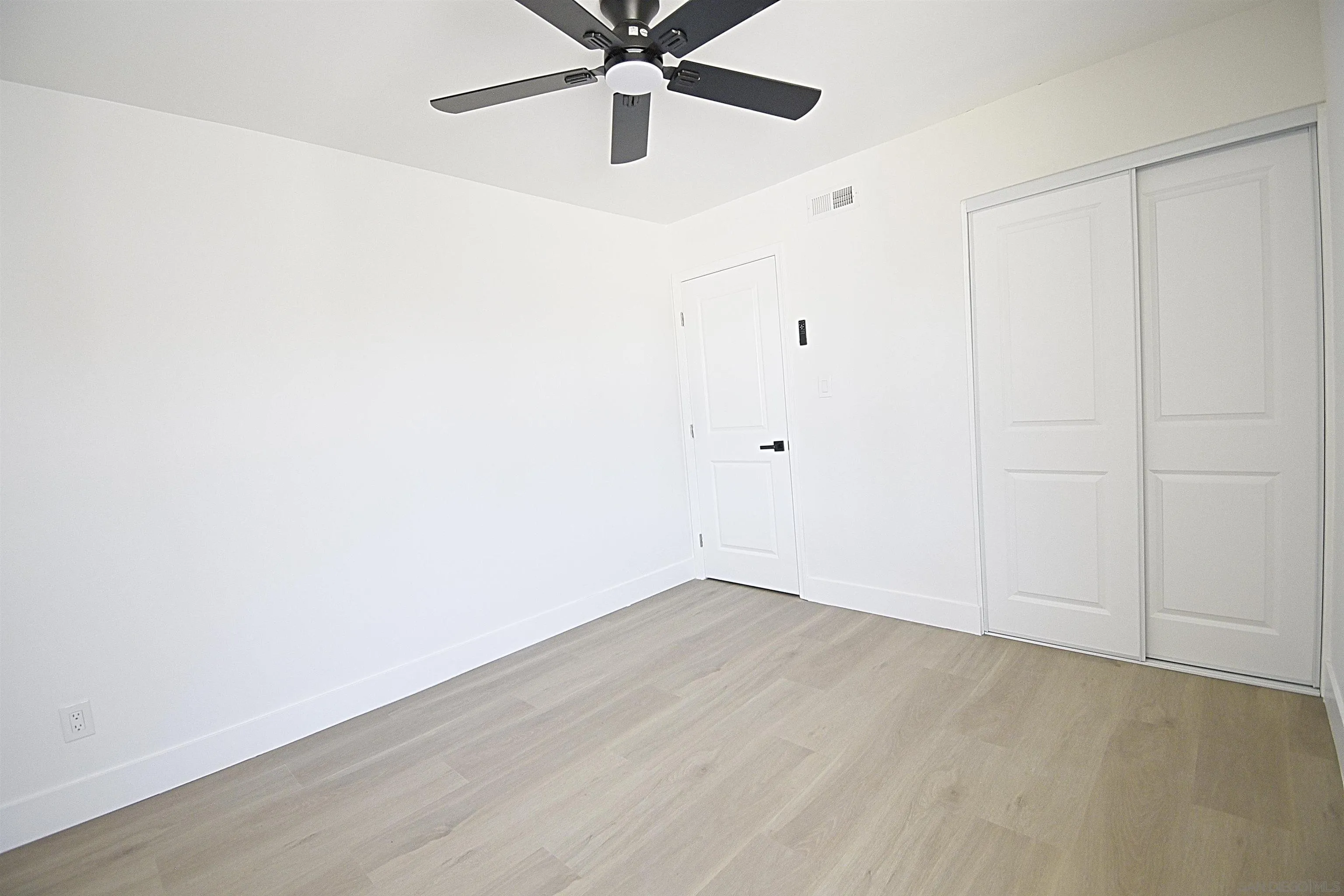 https://cdn.realtyfeed.com/cdn/127/250041324/c77f81d6b9ad441e5804c6c48fad4ba5.webp