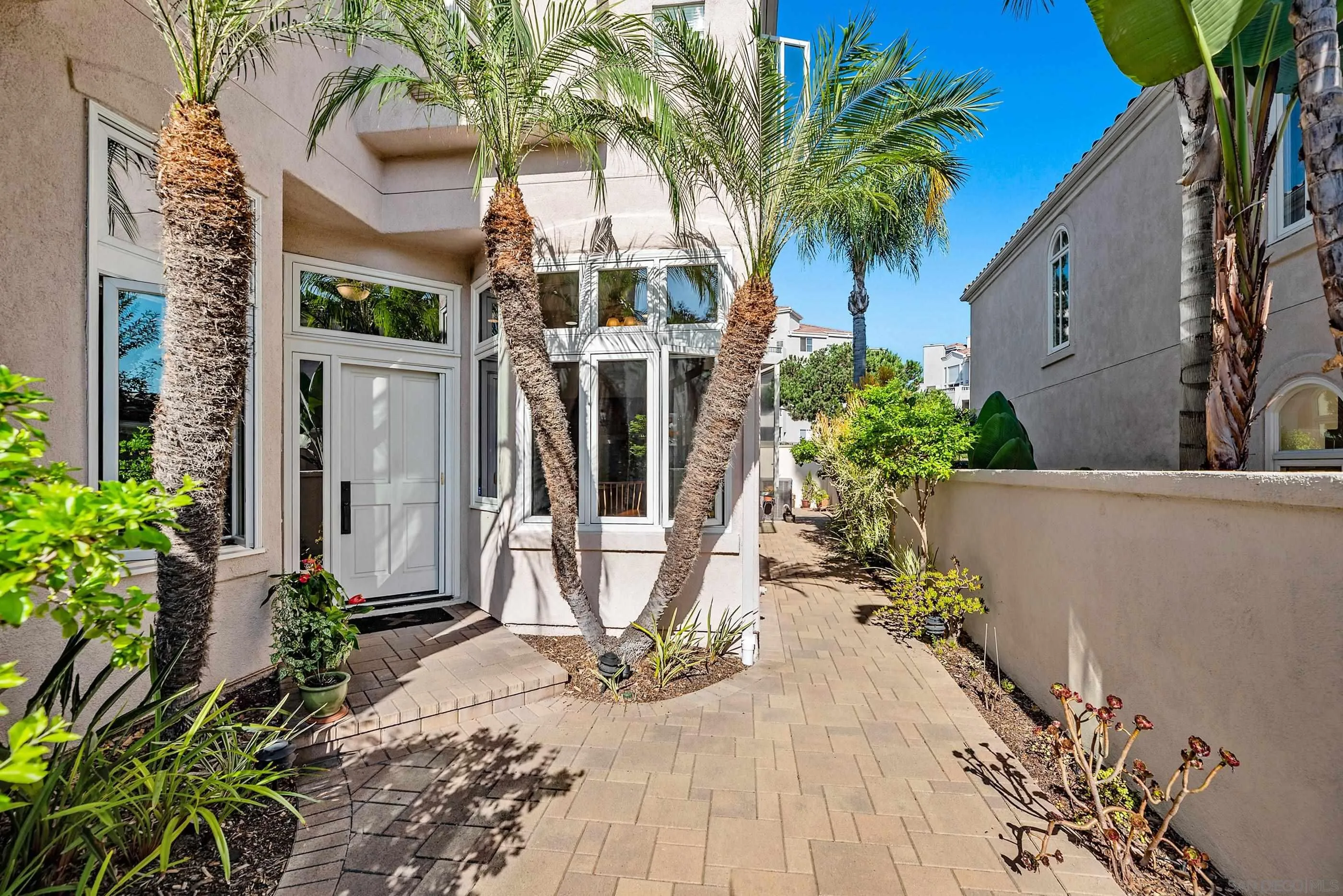 https://cdn.realtyfeed.com/cdn/127/250041325/4d3b6591a0400cae9eec8df3325cc859.webp