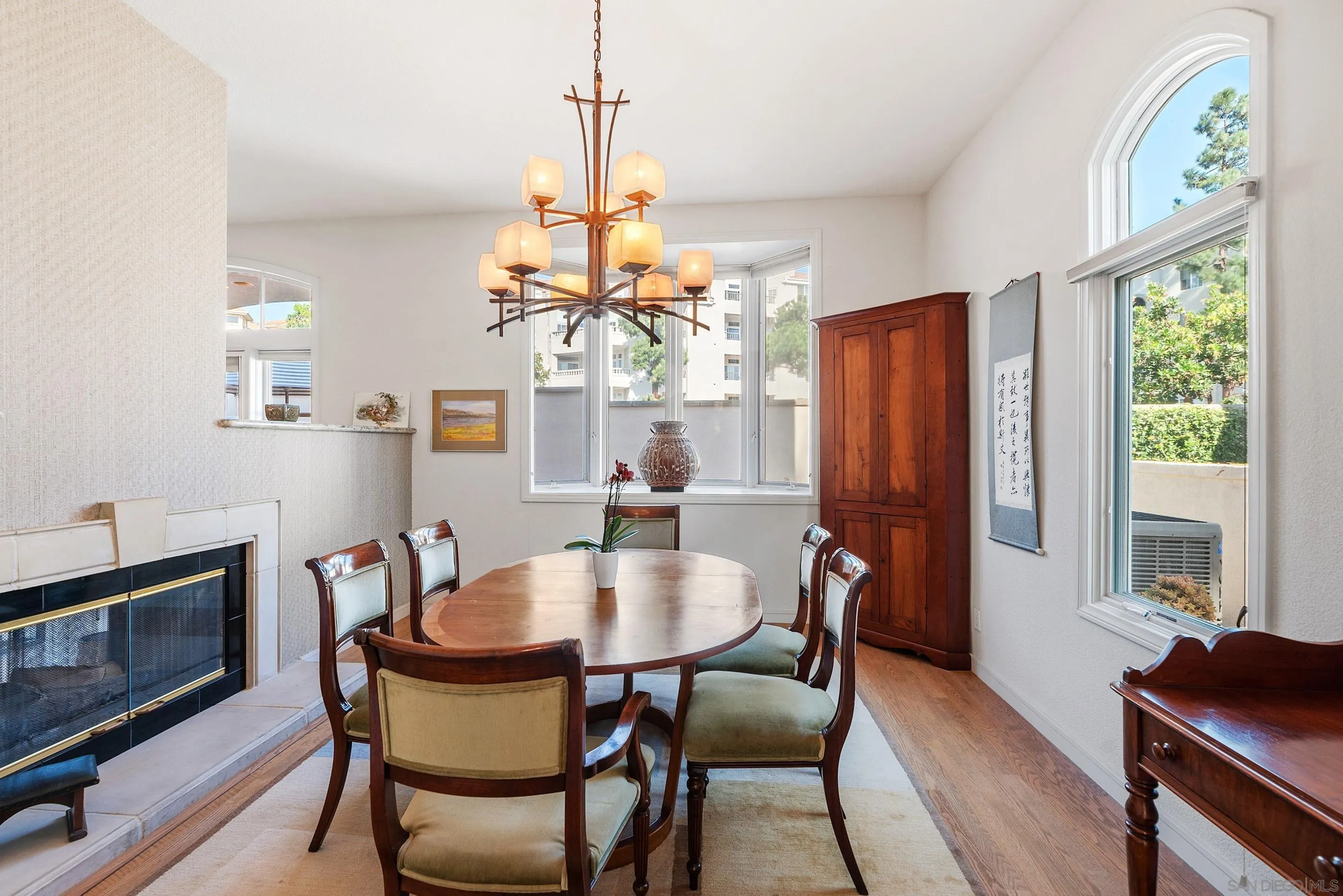 Photo #6: 250041325 Listing 