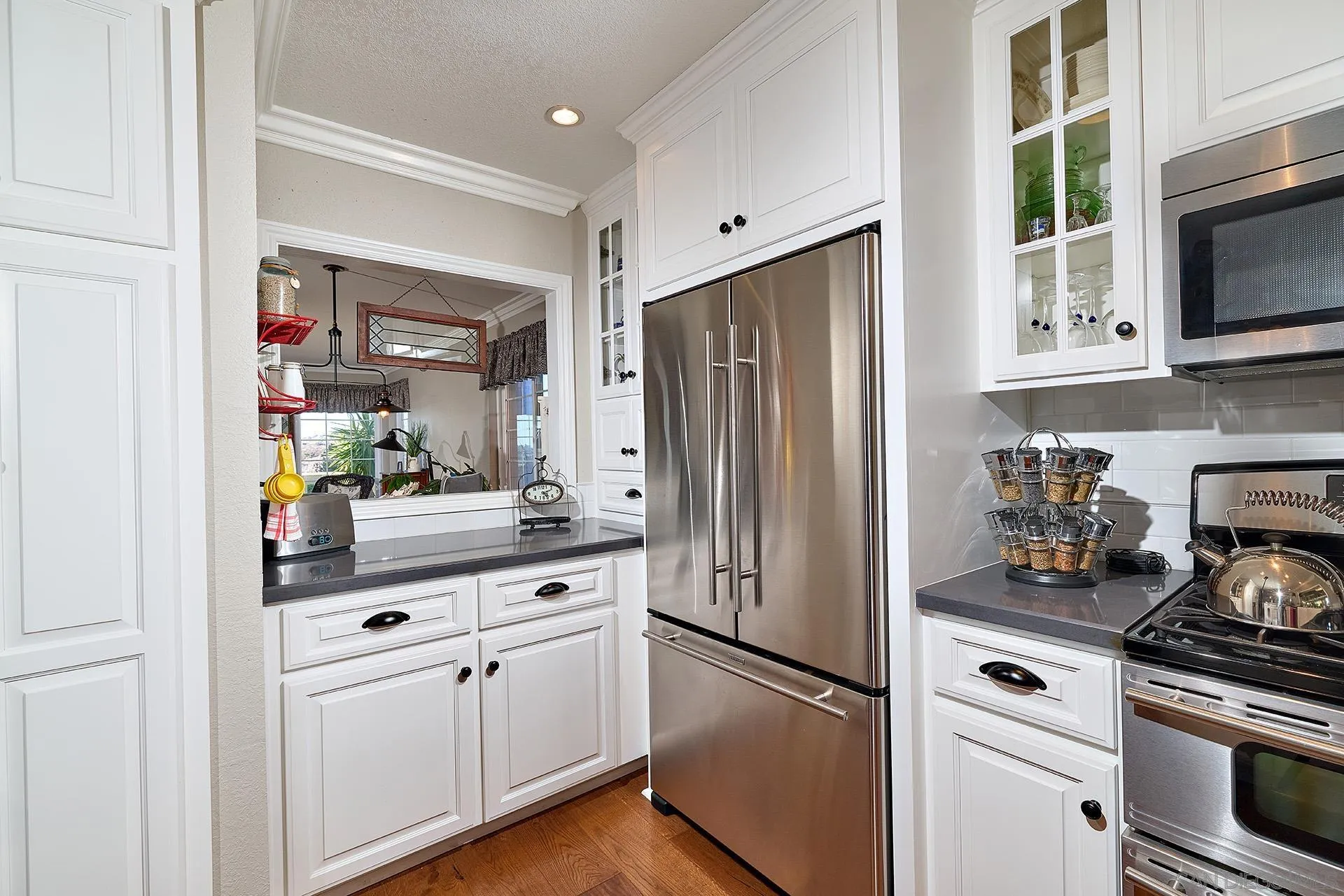 https://cdn.realtyfeed.com/cdn/127/250041328/7f49bb785cdfdda64b85eb6d63fb2a25.webp