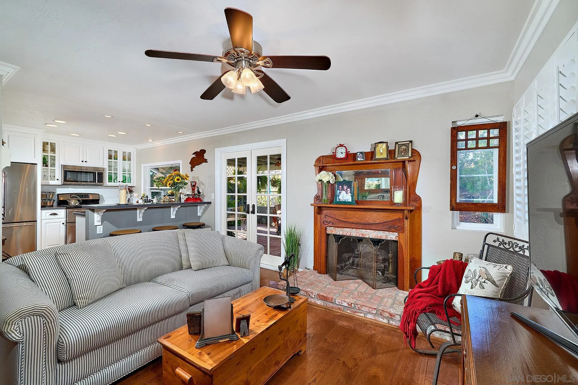 https://cdn.realtyfeed.com/cdn/127/250041328/f4f11d0eefd5b13c8e45ff48d4fe985a.webp