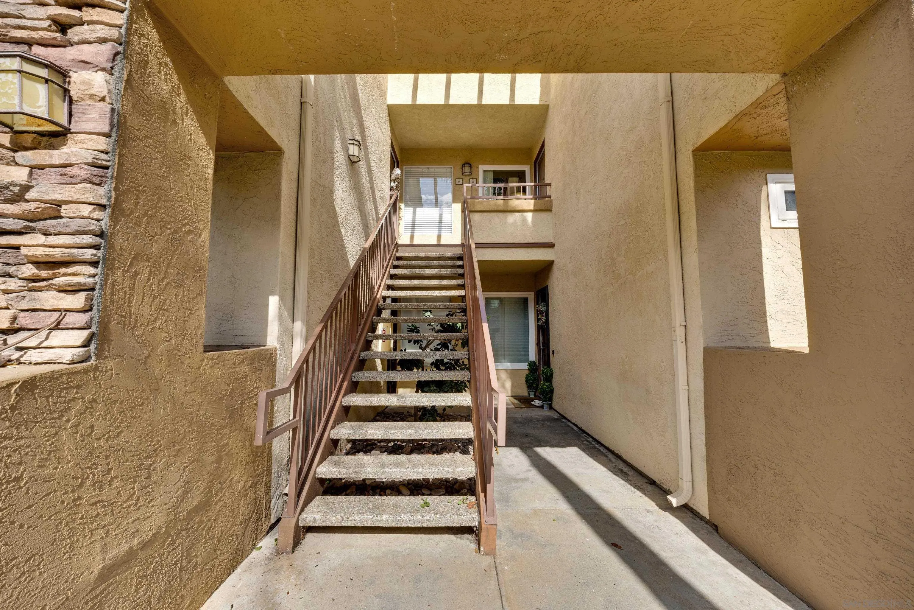 https://cdn.realtyfeed.com/cdn/127/250041329/6f2985d0ea383a6b418d8e23d499b2ec.webp