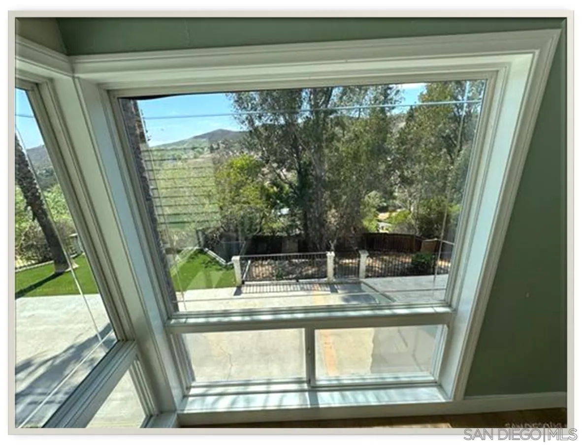https://cdn.realtyfeed.com/cdn/127/250041333/1fc0aea1dfc08731fcd15cd7fbc3f276.webp