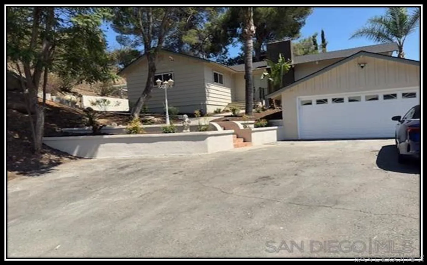 https://cdn.realtyfeed.com/cdn/127/250041333/332e0b6e54b7be73797b3fabd37e8f21.webp