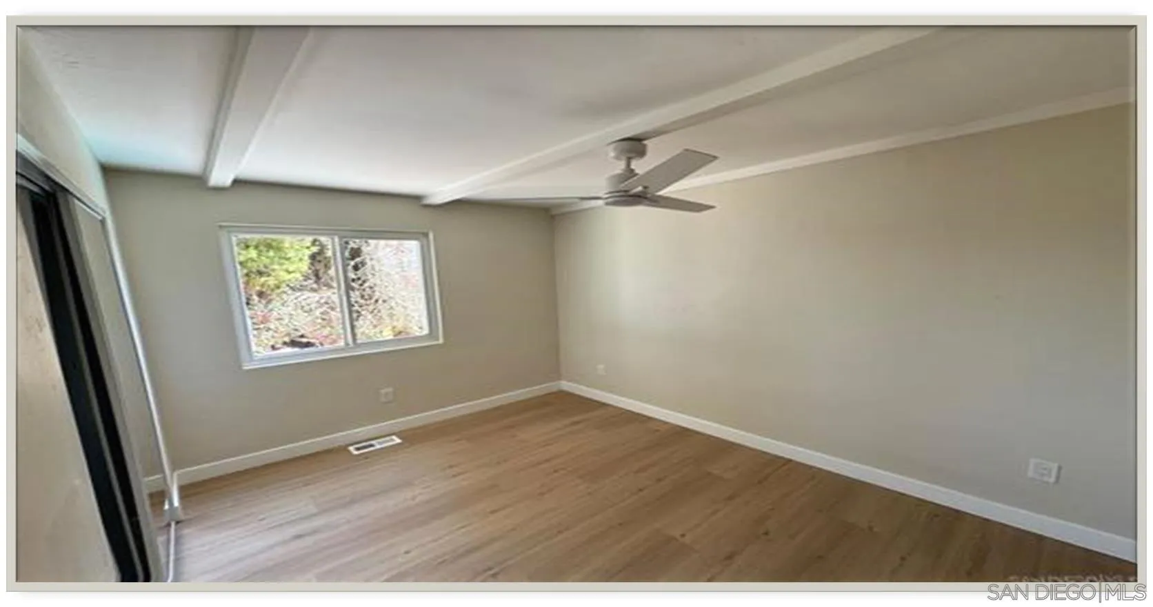 https://cdn.realtyfeed.com/cdn/127/250041333/7c714f0d09b65c9116fdb1a19ad24bad.webp