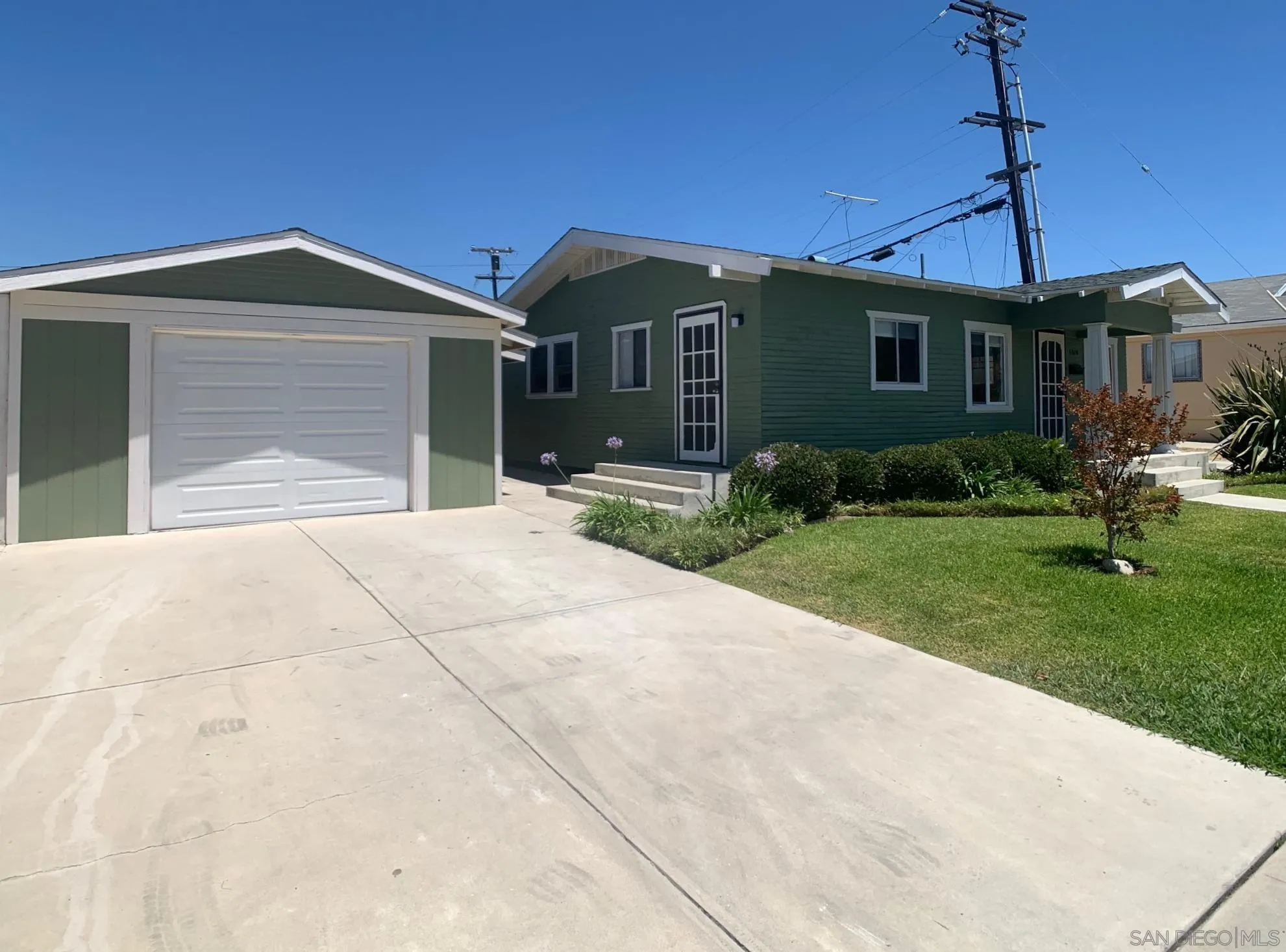 https://cdn.realtyfeed.com/cdn/127/250041335/b41d52679dac54521cf4803ae4d732f9.webp