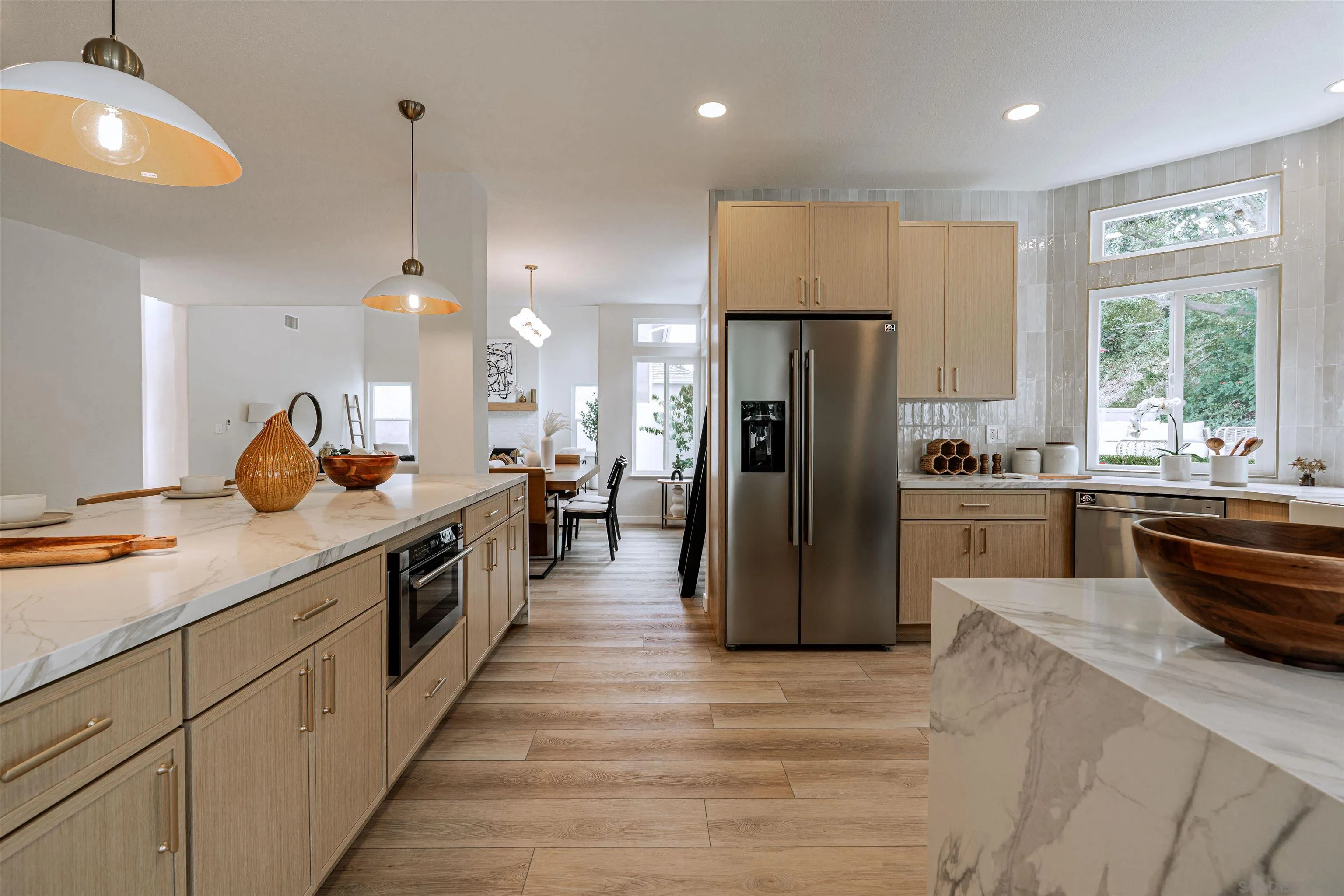 https://cdn.realtyfeed.com/cdn/127/250041336/0e13bfe531aa029295e86c0352fdb50f.webp