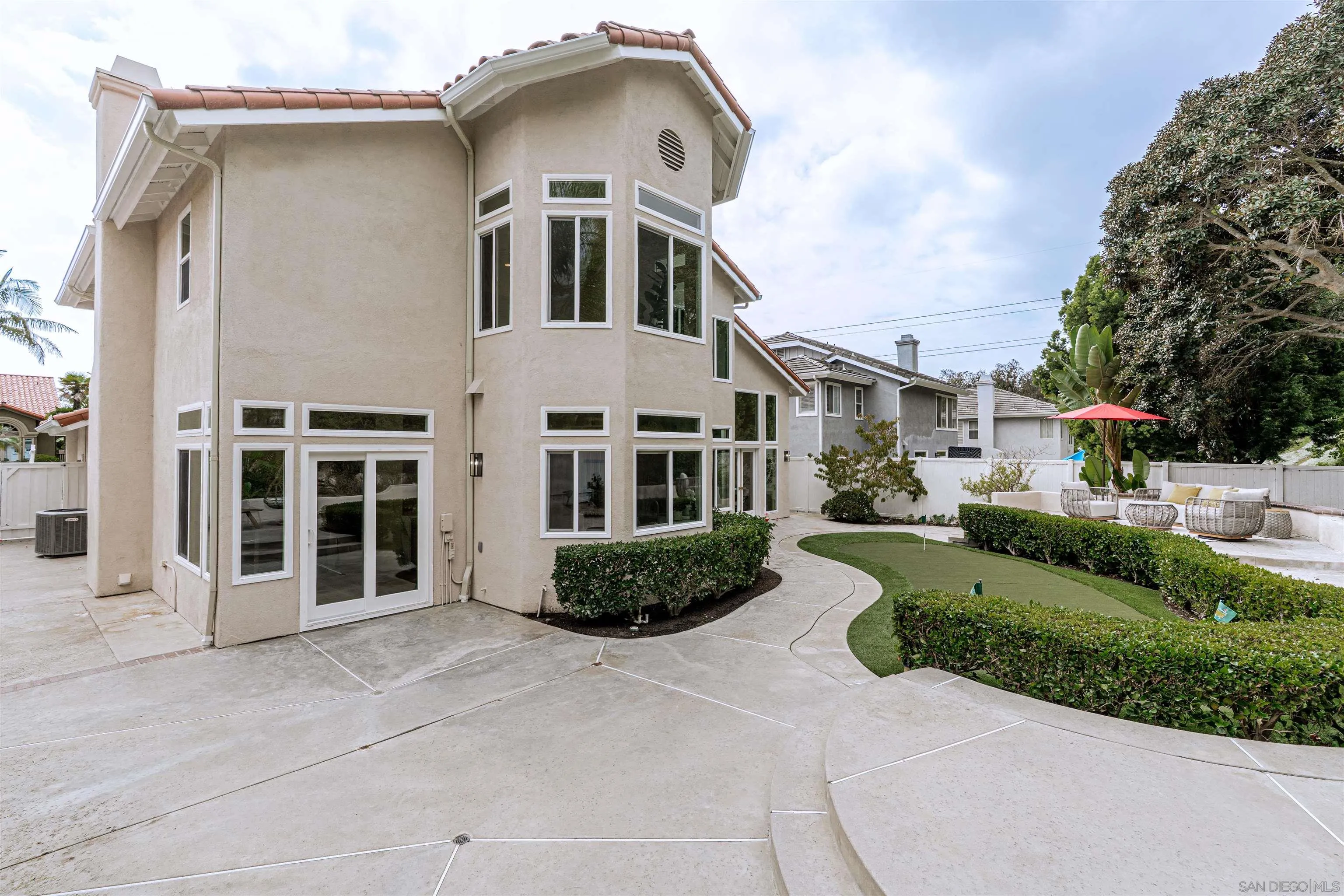 https://cdn.realtyfeed.com/cdn/127/250041336/1e8d933862c69c3ea7b5c633fdb5a184.webp