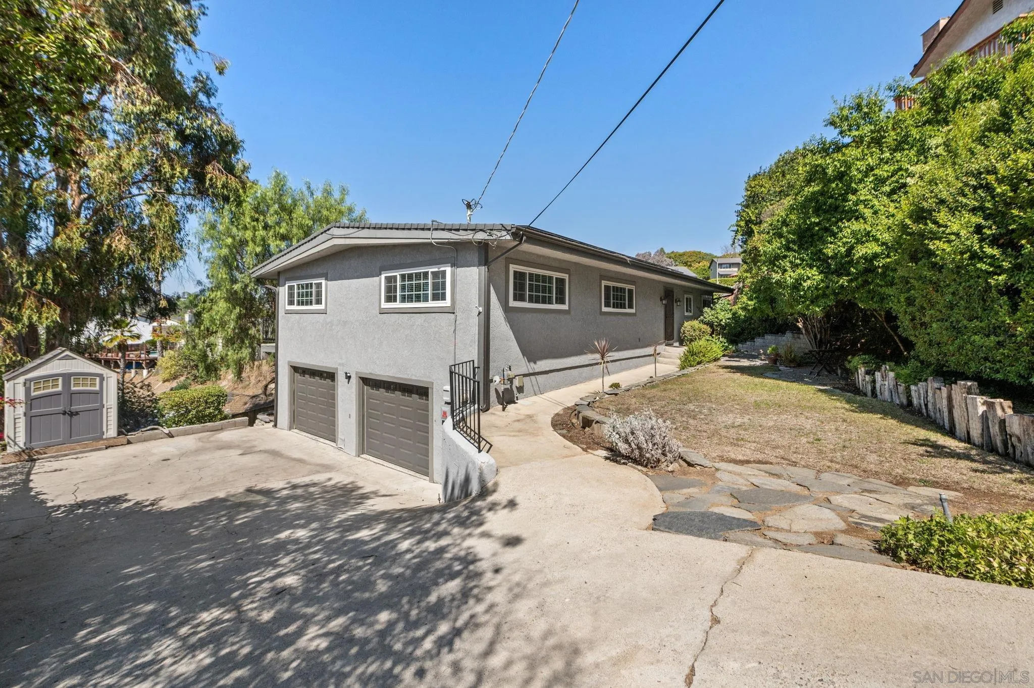 https://cdn.realtyfeed.com/cdn/127/250041337/1f35dc5fe3205aea098327d27bf54a6d.webp