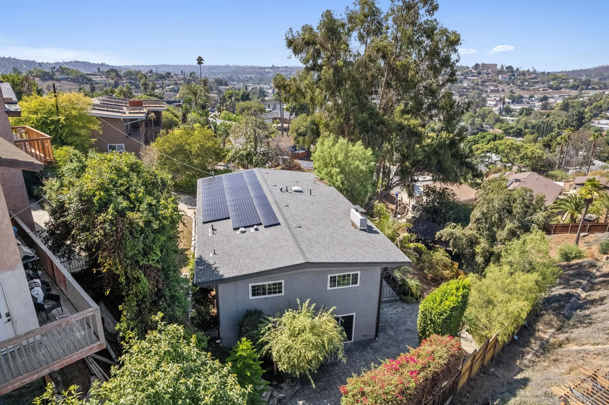 https://cdn.realtyfeed.com/cdn/127/250041337/583f5f5d5c2c6fd1438e639e133a2875.webp