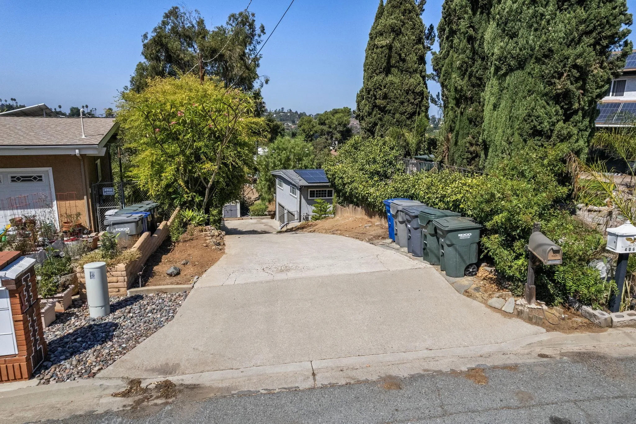 https://cdn.realtyfeed.com/cdn/127/250041337/796dccf90a6e6a2b5afc0cffbf5f2207.webp