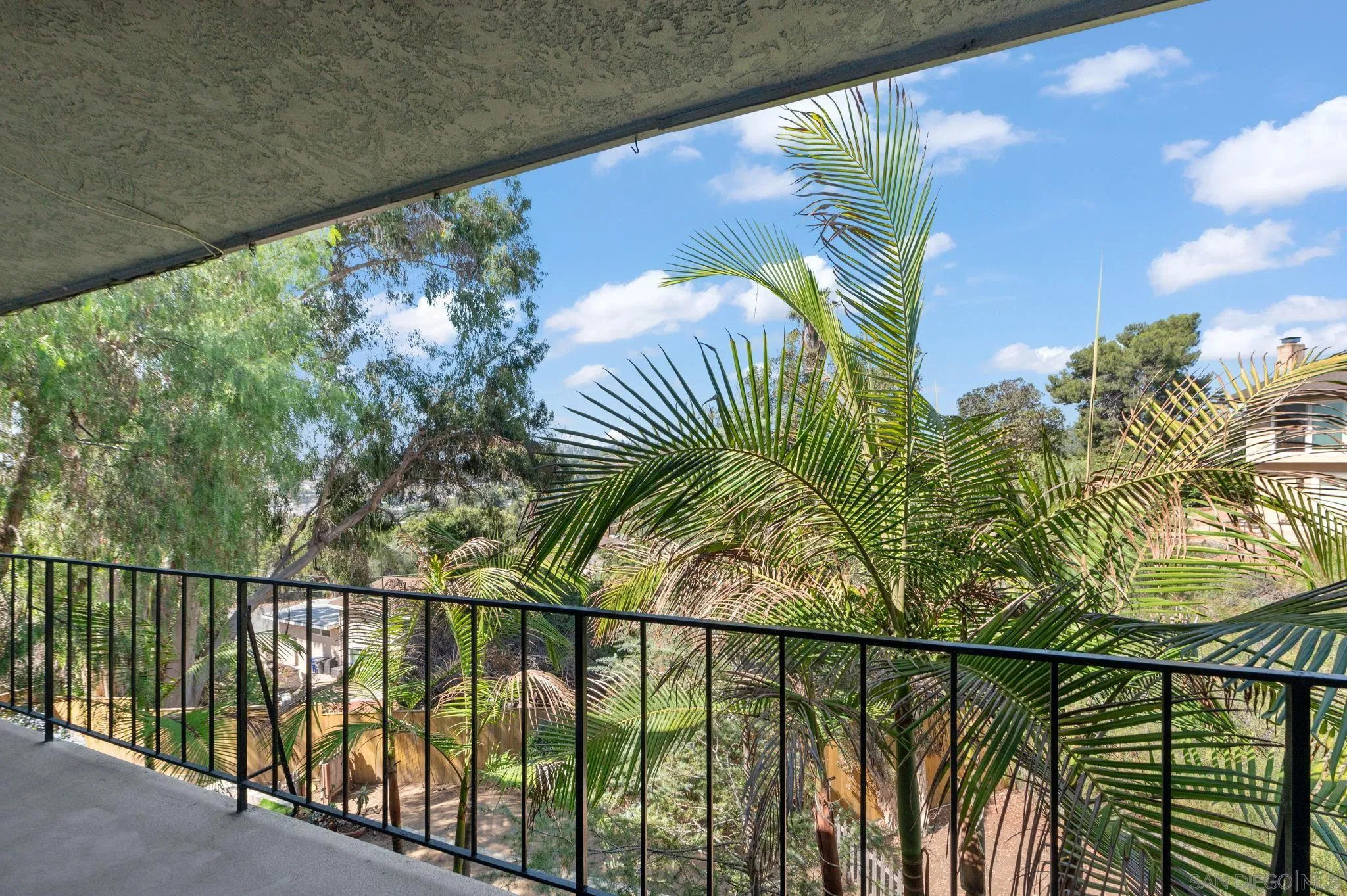 https://cdn.realtyfeed.com/cdn/127/250041337/a63e439c7b6d2d2cd38afa6e4c20d352.webp