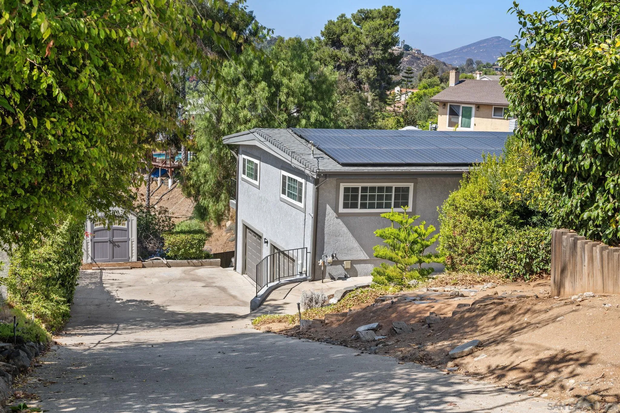 https://cdn.realtyfeed.com/cdn/127/250041337/c231b8f0a6079cc529e9d7e40eca32d0.webp