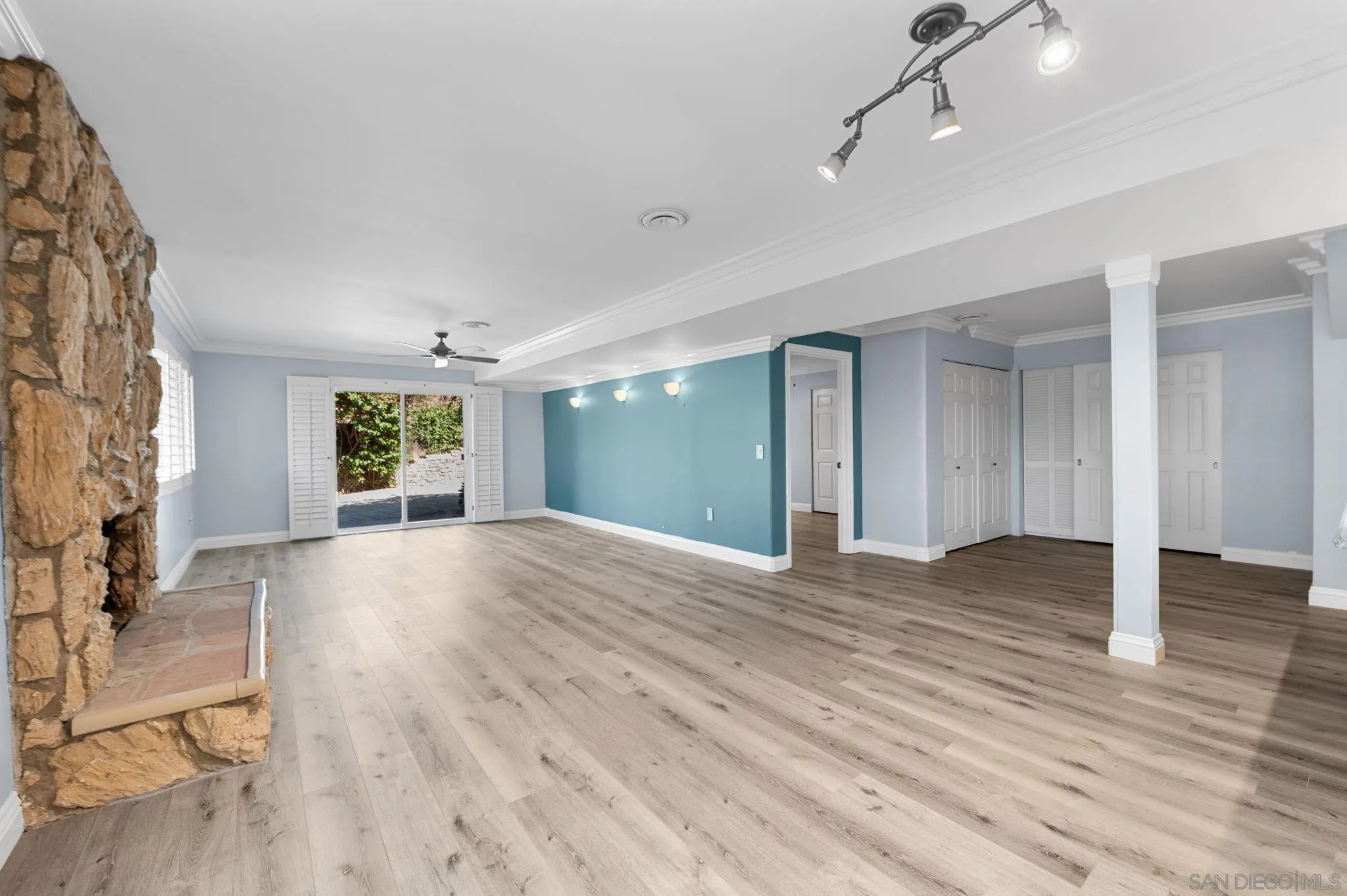 https://cdn.realtyfeed.com/cdn/127/250041337/ca0ee2541c10afbf0e122fc6ccb92ba4.webp