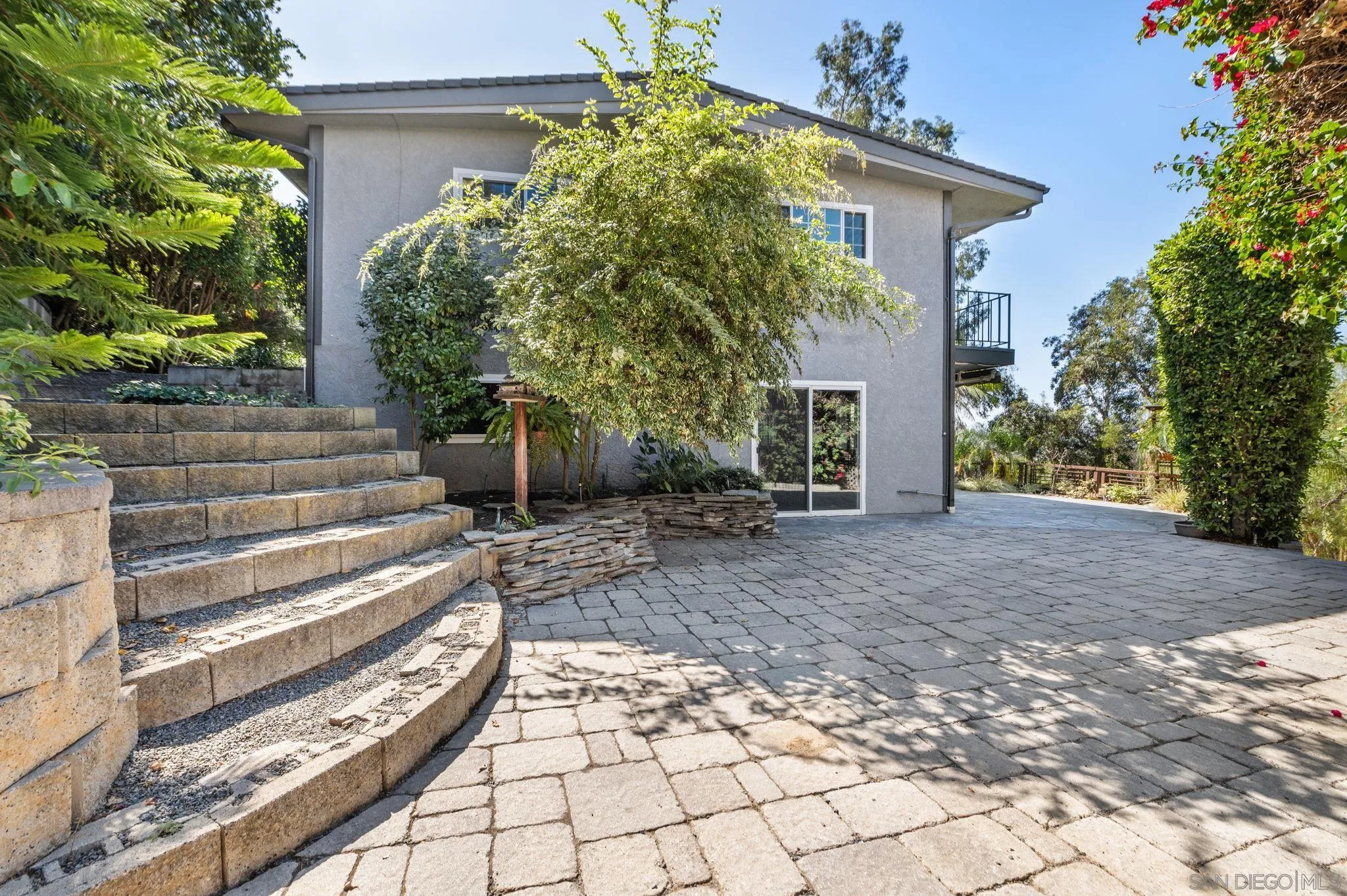 https://cdn.realtyfeed.com/cdn/127/250041337/d98742224916c198569e6c4fb210c5e7.webp