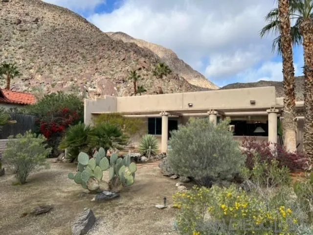 https://cdn.realtyfeed.com/cdn/127/250041338/8c38f847e56b8bcecfceb56826631211.webp