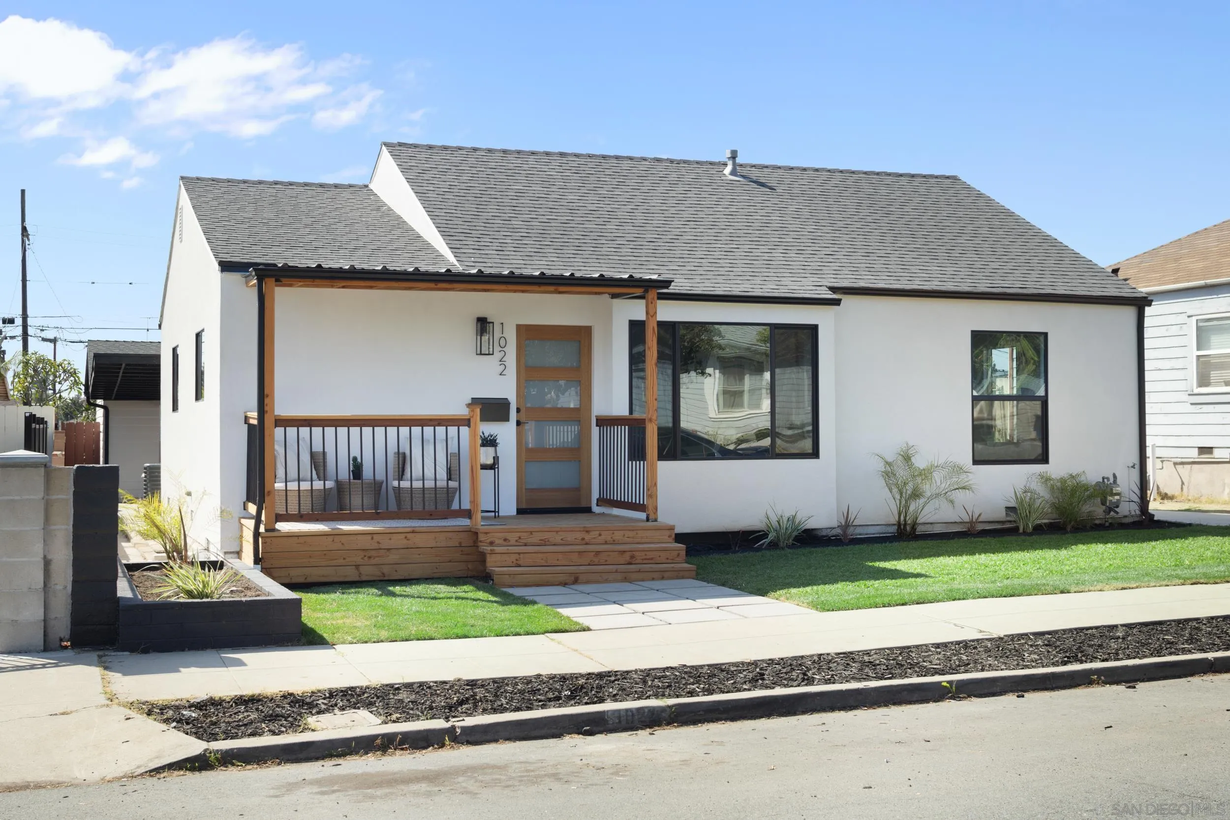 https://cdn.realtyfeed.com/cdn/127/250041341/1a2f462c04679d06379f841c13d158d6.webp