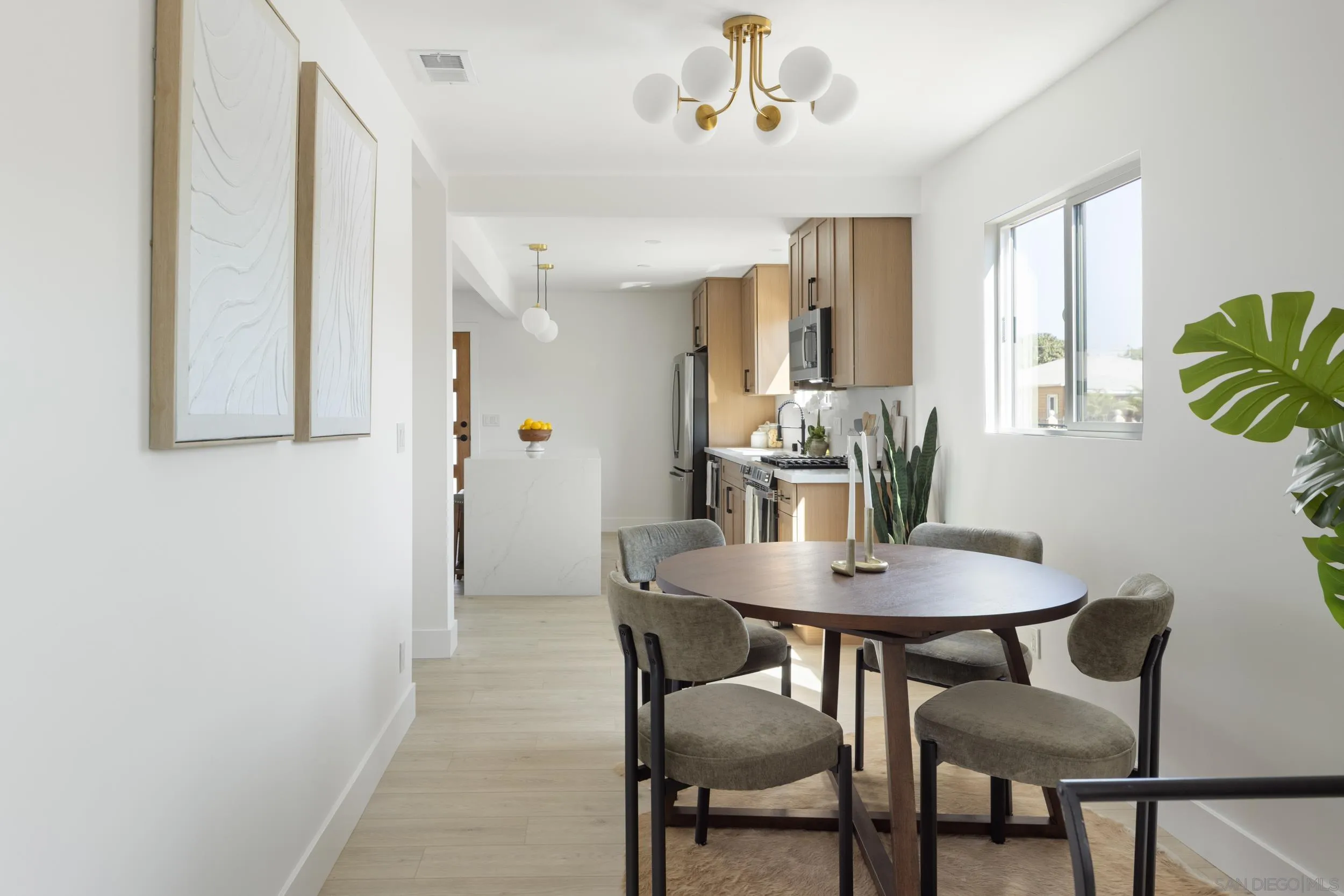 https://cdn.realtyfeed.com/cdn/127/250041341/2e71bdc2fbe704cde99d36751014bd26.webp