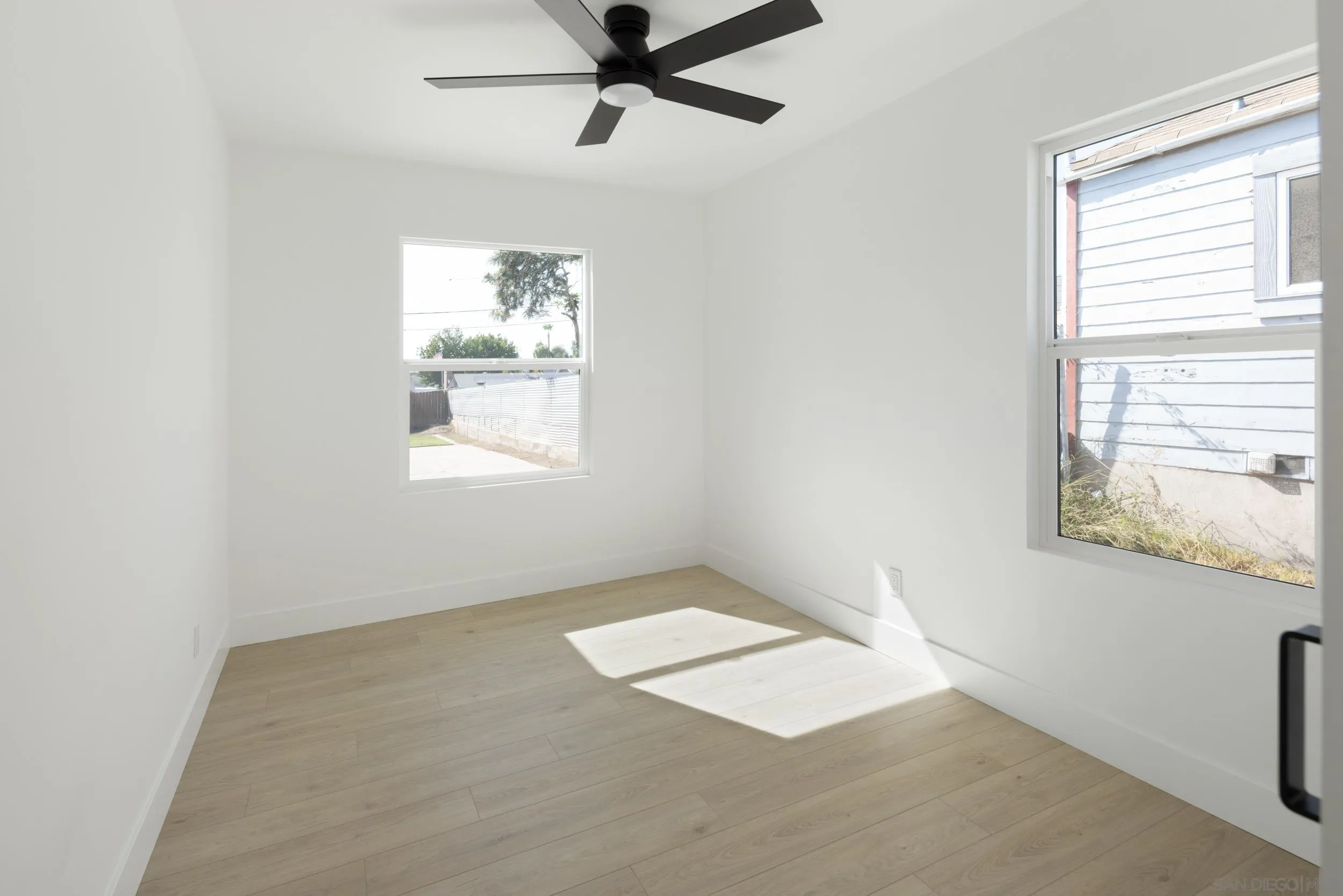 https://cdn.realtyfeed.com/cdn/127/250041341/78cdc0906d8a5b115e1f9f7a28f773a4.webp