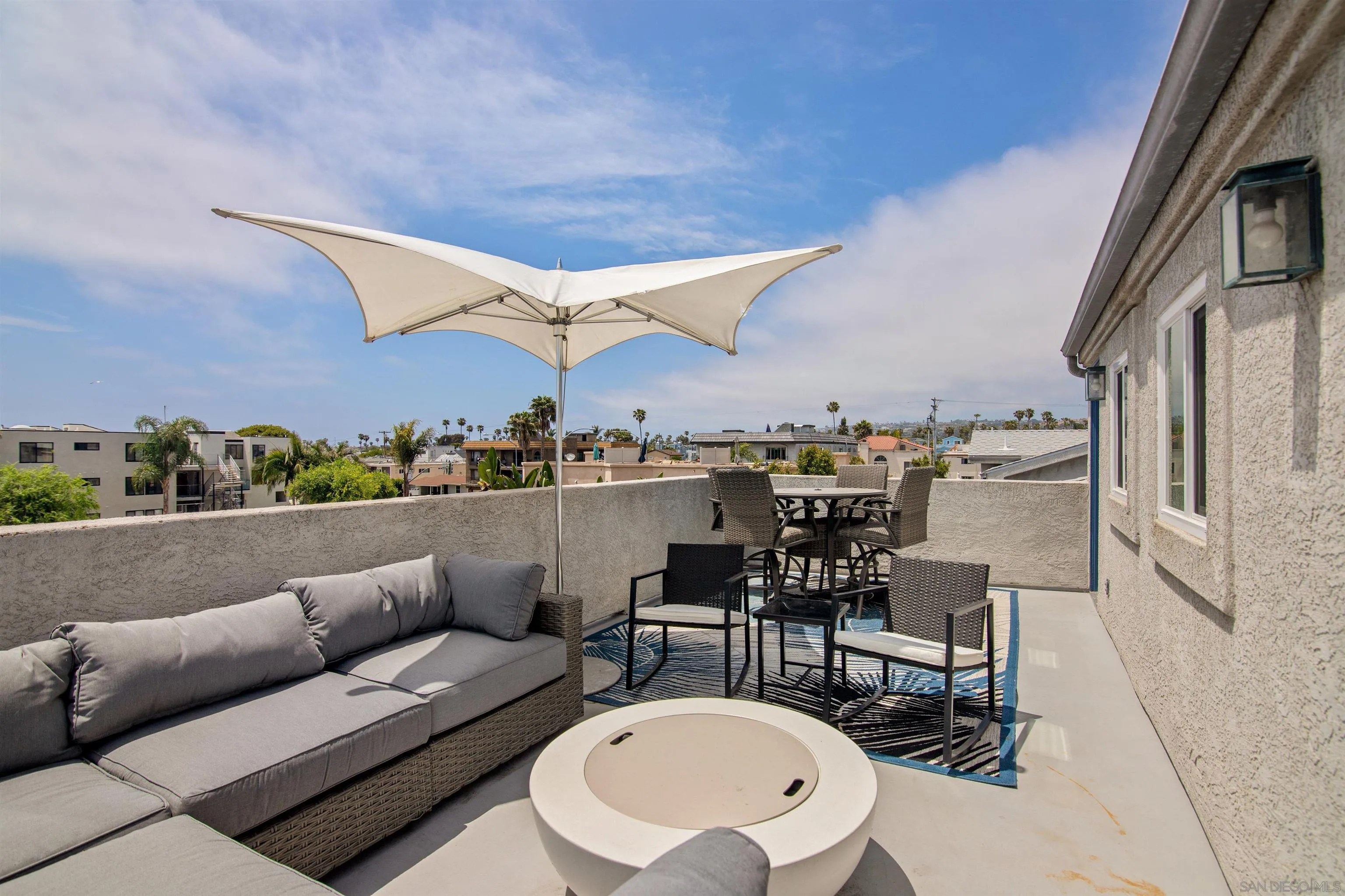 Photo #3: 250041343 Listing 