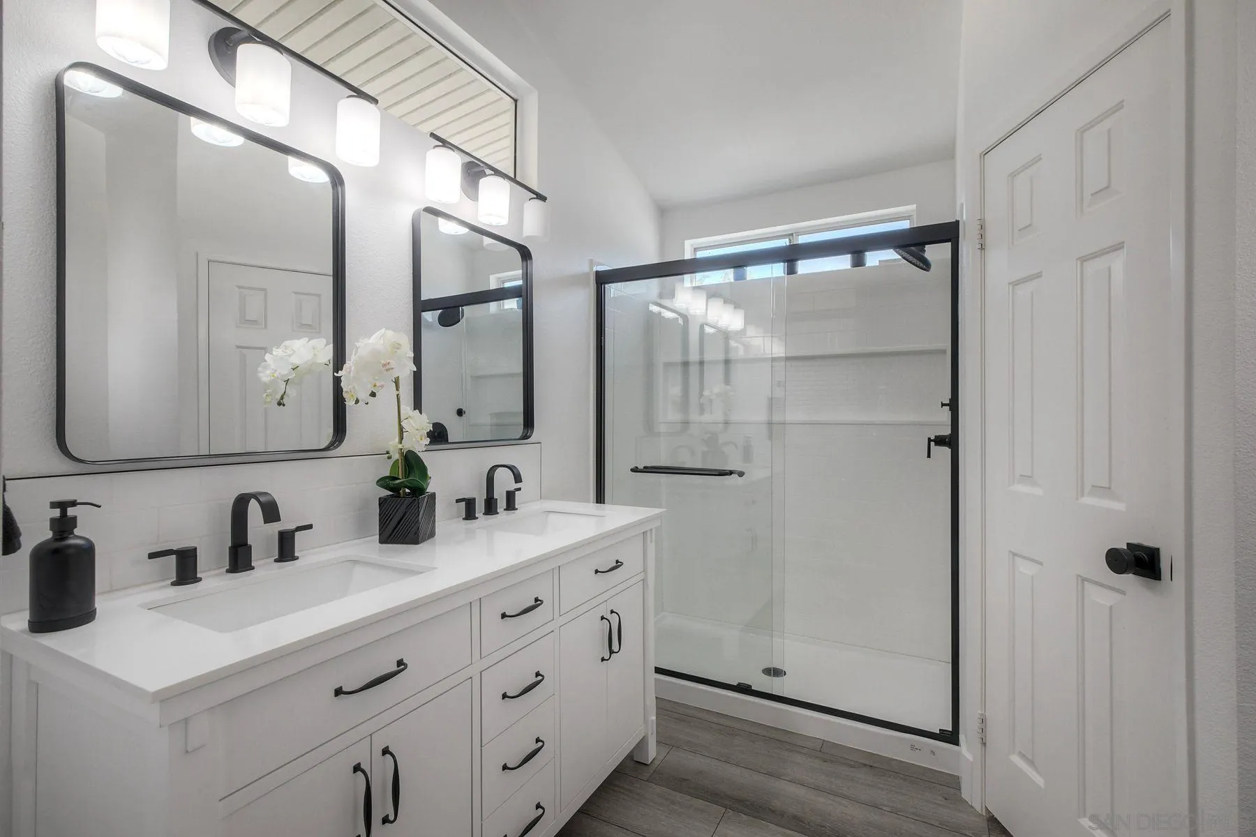 https://cdn.realtyfeed.com/cdn/127/250041345/1f1dc58efe830c69504aa6f83e07ab5e.webp
