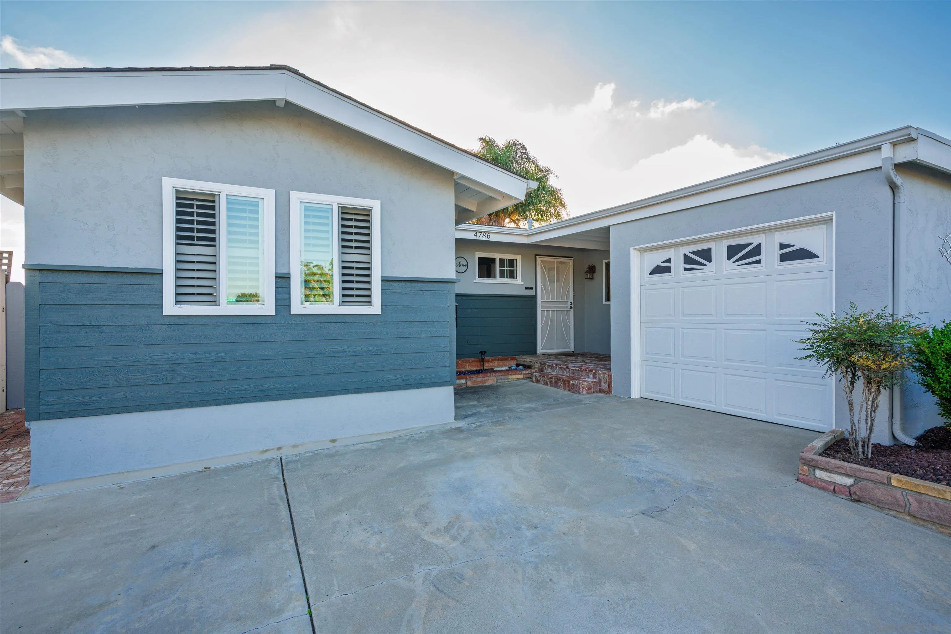 https://cdn.realtyfeed.com/cdn/127/250041348/ded066a6337171696ff4979c98a7caea.webp