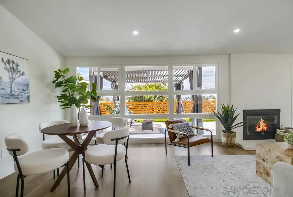 https://cdn.realtyfeed.com/cdn/127/250041355/04c5928cfce7477f3f9fcac0d58eb04d.webp