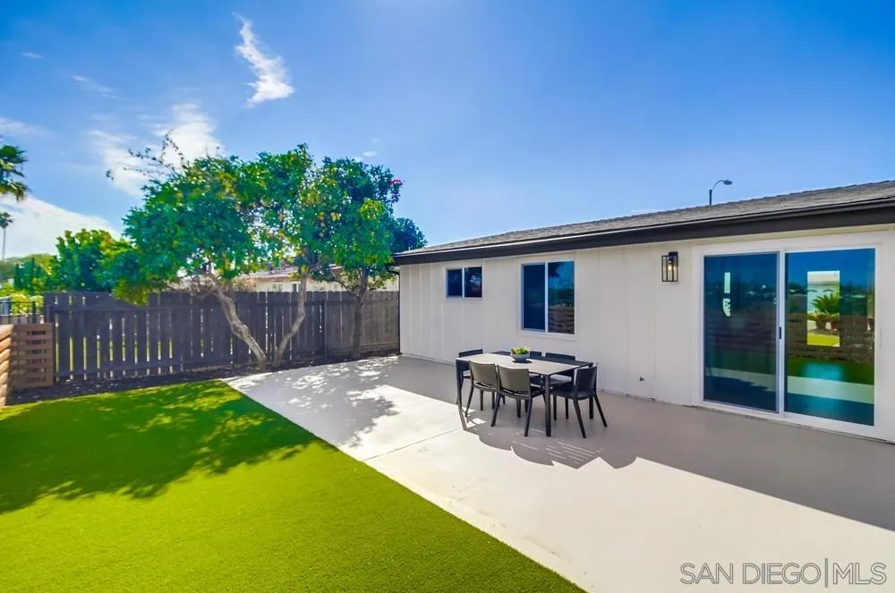 https://cdn.realtyfeed.com/cdn/127/250041355/538b3bd8f9539d537dda4949d1141083.webp
