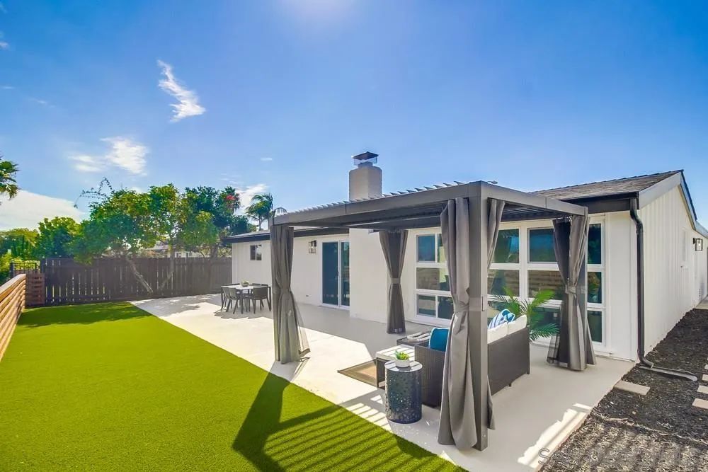 https://cdn.realtyfeed.com/cdn/127/250041355/a3d24b1afa2ff9d1f62b7dabc1b82da6.webp