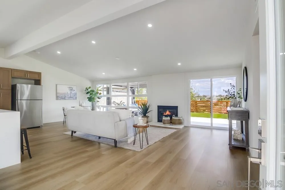 https://cdn.realtyfeed.com/cdn/127/250041355/d14e15ef42a29f96a3cc5715ed485b0a.webp