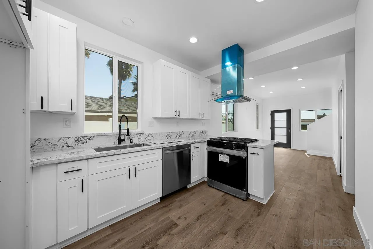 https://cdn.realtyfeed.com/cdn/127/250041359/3abd7fe98a604dda23c17f82b54d5b0f.webp