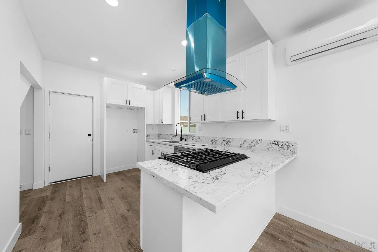 https://cdn.realtyfeed.com/cdn/127/250041359/eef75ef4801ef62607a896d30d78ca34.webp