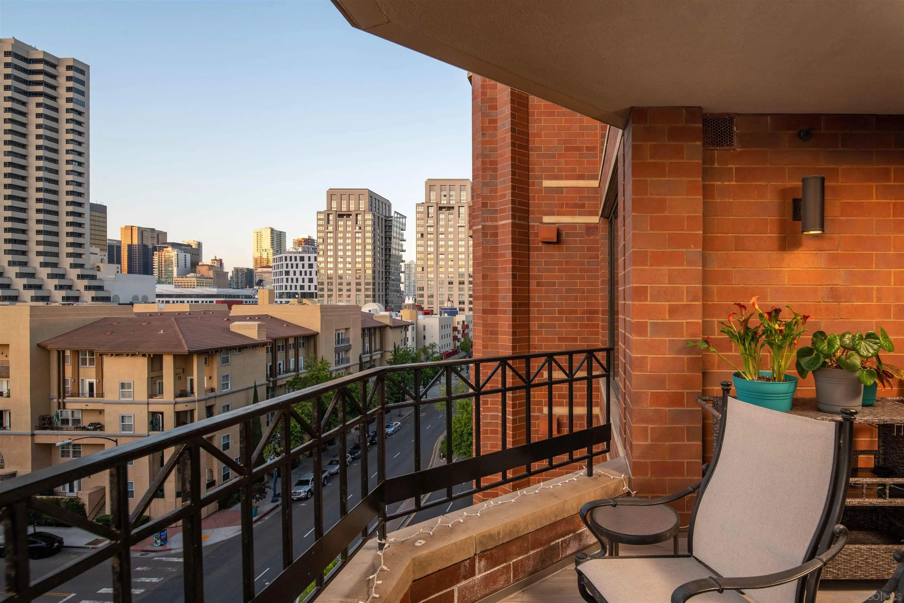 https://cdn.realtyfeed.com/cdn/127/250041362/3ee505b9d8a1b1ad1c72228ce4cb9808.webp