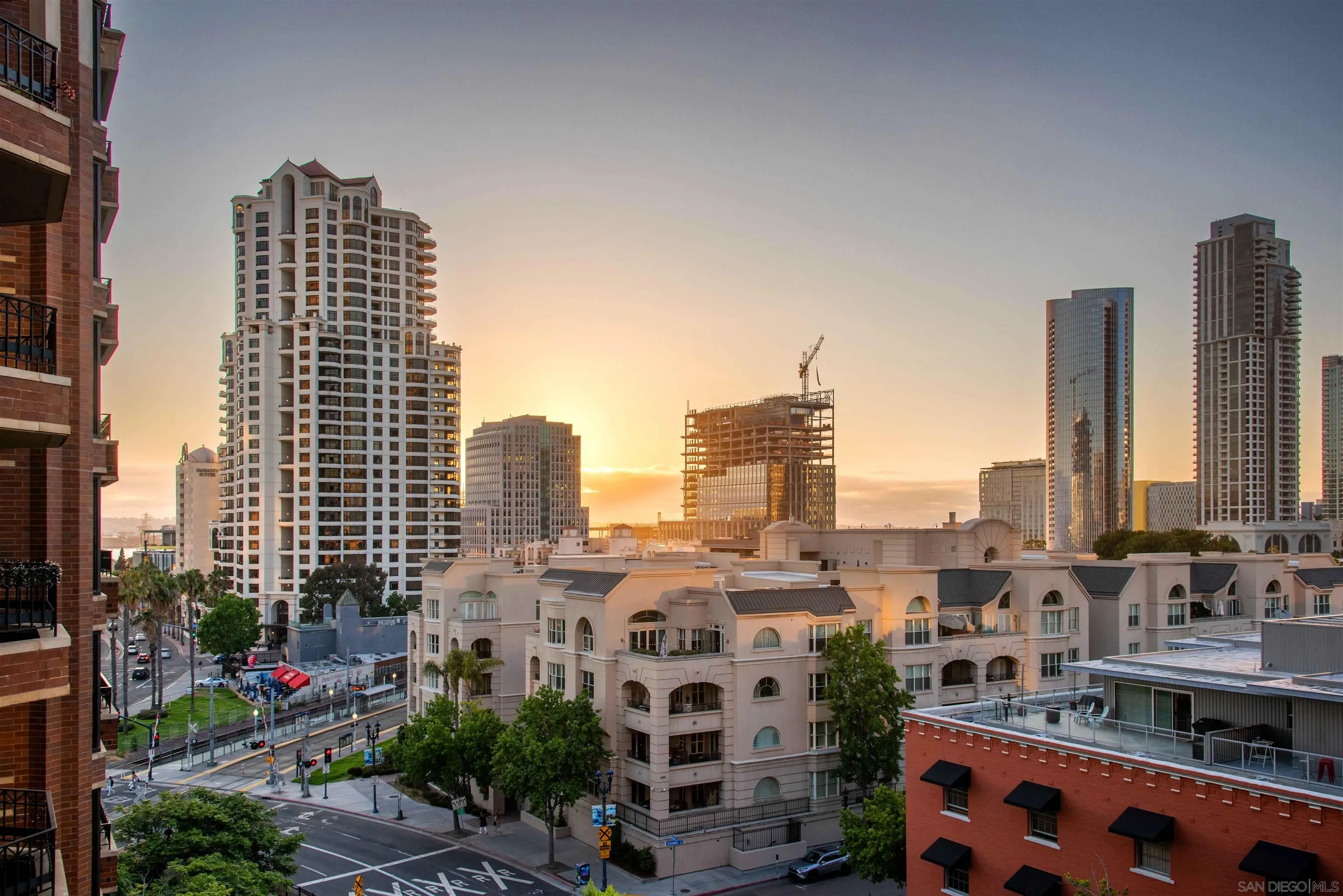 https://cdn.realtyfeed.com/cdn/127/250041362/fea3e3adb3cac962505aeb784ae1bb6c.webp