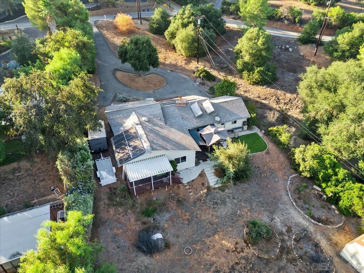 https://cdn.realtyfeed.com/cdn/127/250041364/44e6cdc2683a722833c179bc4ee08dc7.webp