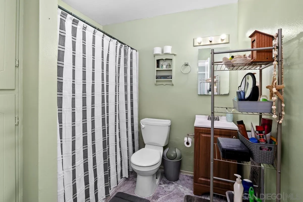 https://cdn.realtyfeed.com/cdn/127/250041369/373035e6f2c3331dcc5e47a1a0a17988.webp
