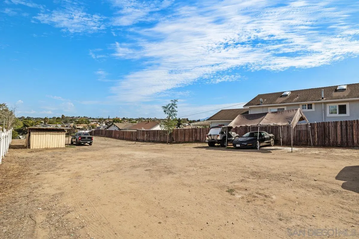 https://cdn.realtyfeed.com/cdn/127/250041369/67bdab8c5319bc2eb6ea80ddd8fed9ee.webp