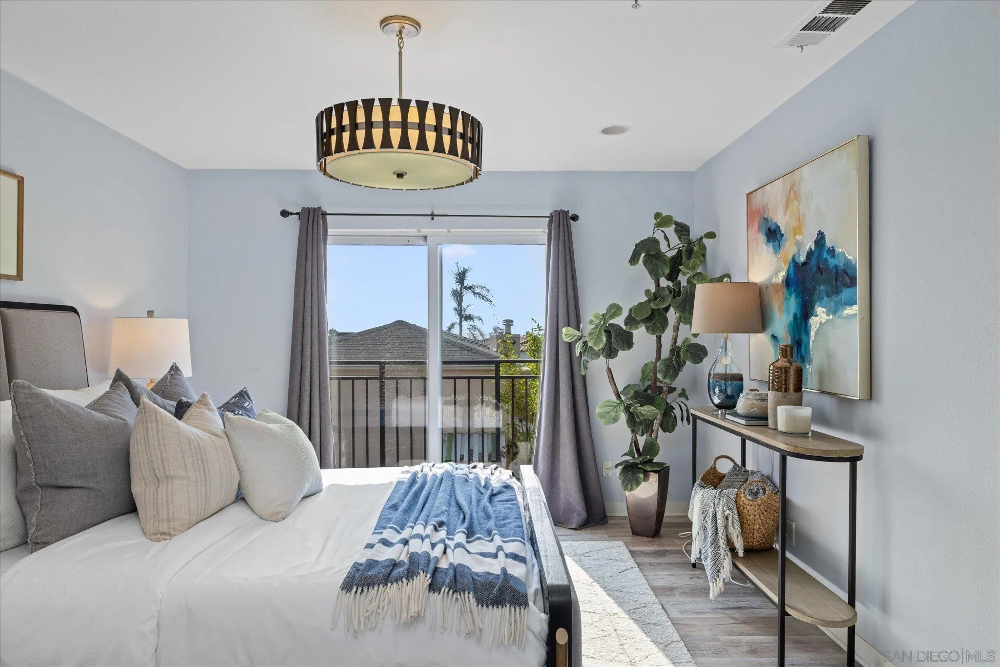 https://cdn.realtyfeed.com/cdn/127/250041374/d7d1a01c378d4e914513564f90e5f309.webp