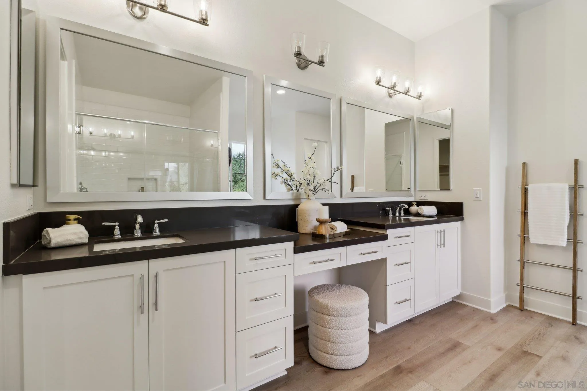 https://cdn.realtyfeed.com/cdn/127/250041377/0c2d07c19db34713b6424a24e91ee26f.webp