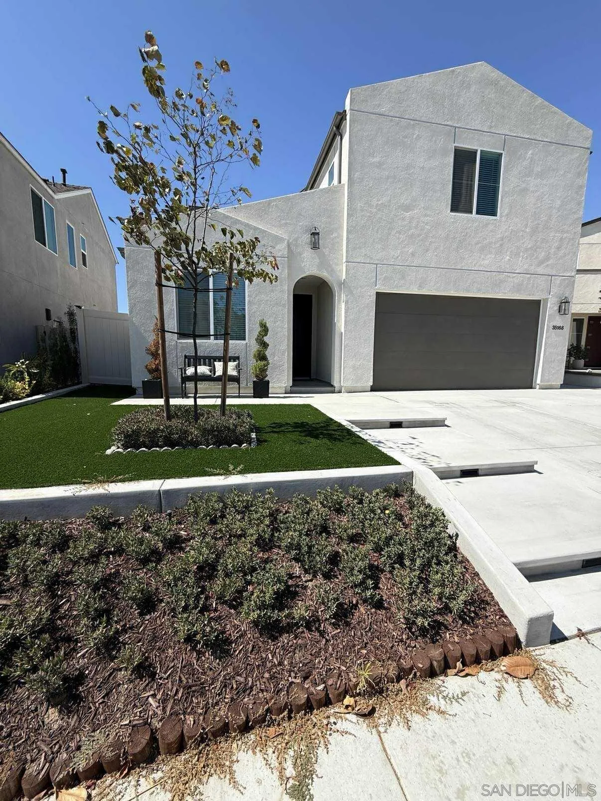 https://cdn.realtyfeed.com/cdn/127/250041381/5895bc6eda97bf8cdb57769ebdedc7f8.webp