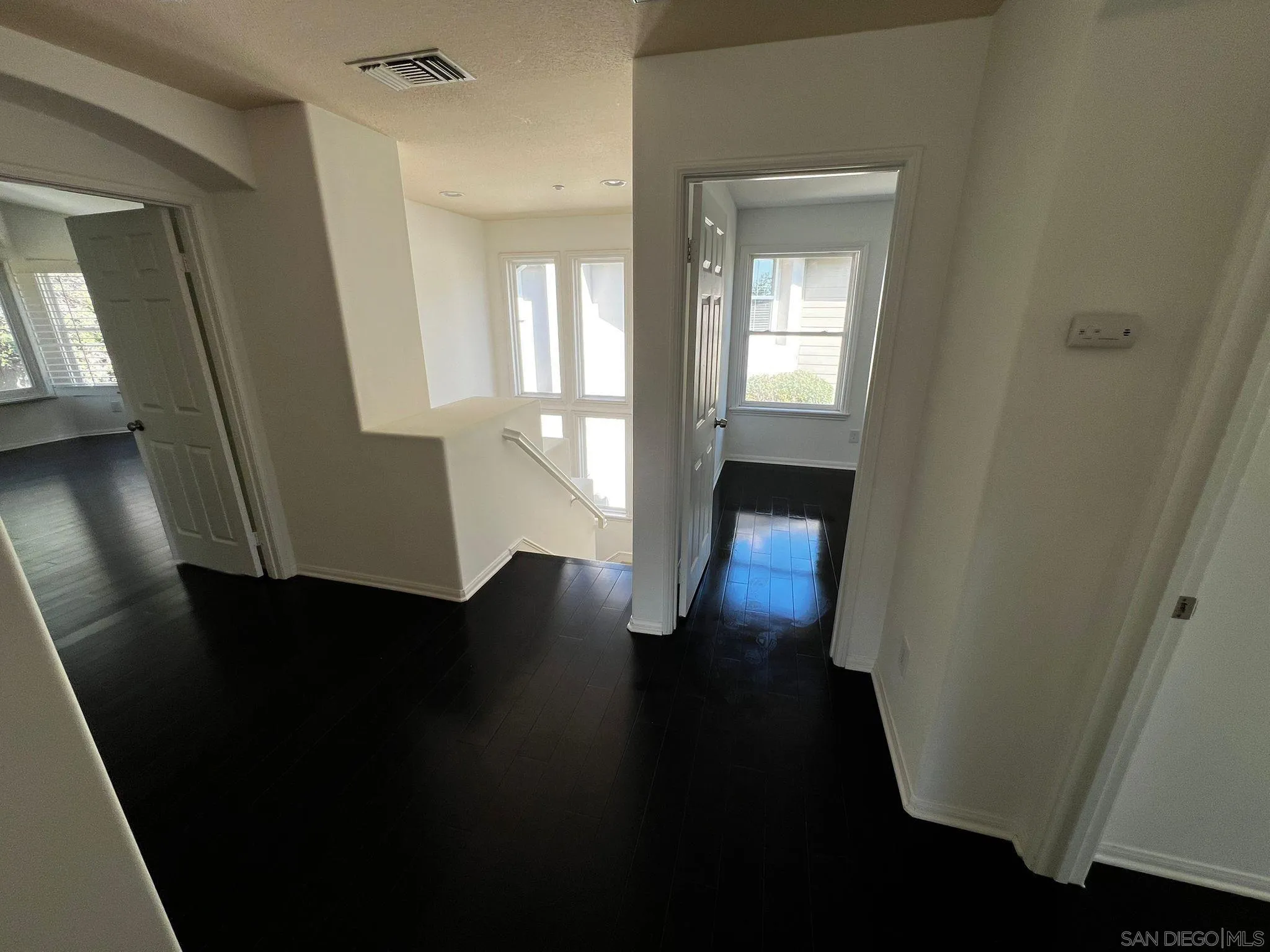 https://cdn.realtyfeed.com/cdn/127/250041382/39a463f212ea8b0491b2bd7d1376a211.webp
