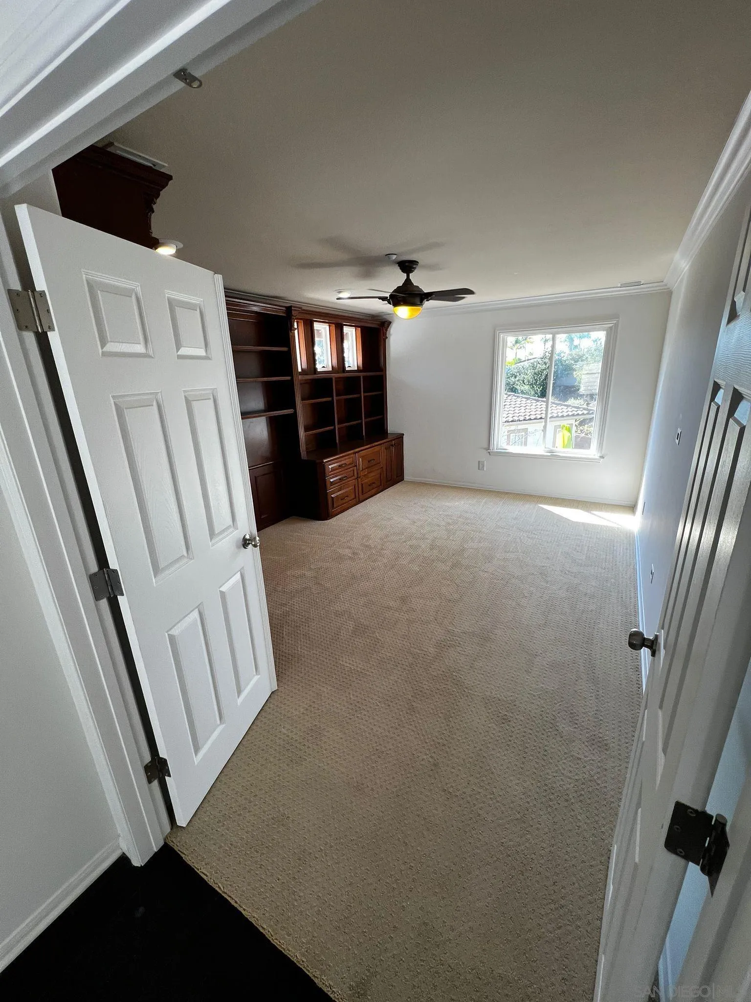 https://cdn.realtyfeed.com/cdn/127/250041382/56412765ba5bb0b4edb1a0264cca830f.webp