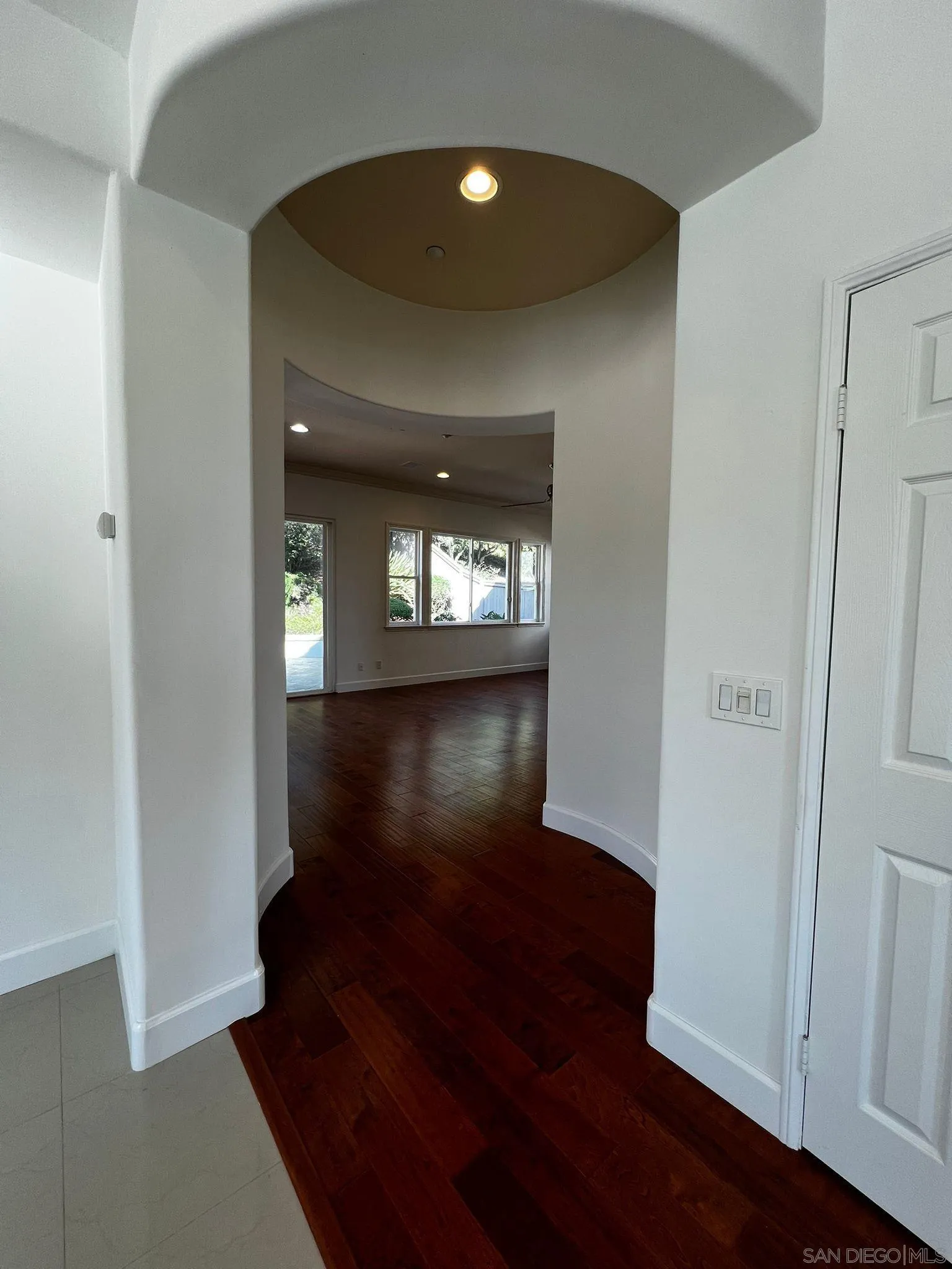 https://cdn.realtyfeed.com/cdn/127/250041382/d3b35723df8efa9775b33192b0642b8a.webp