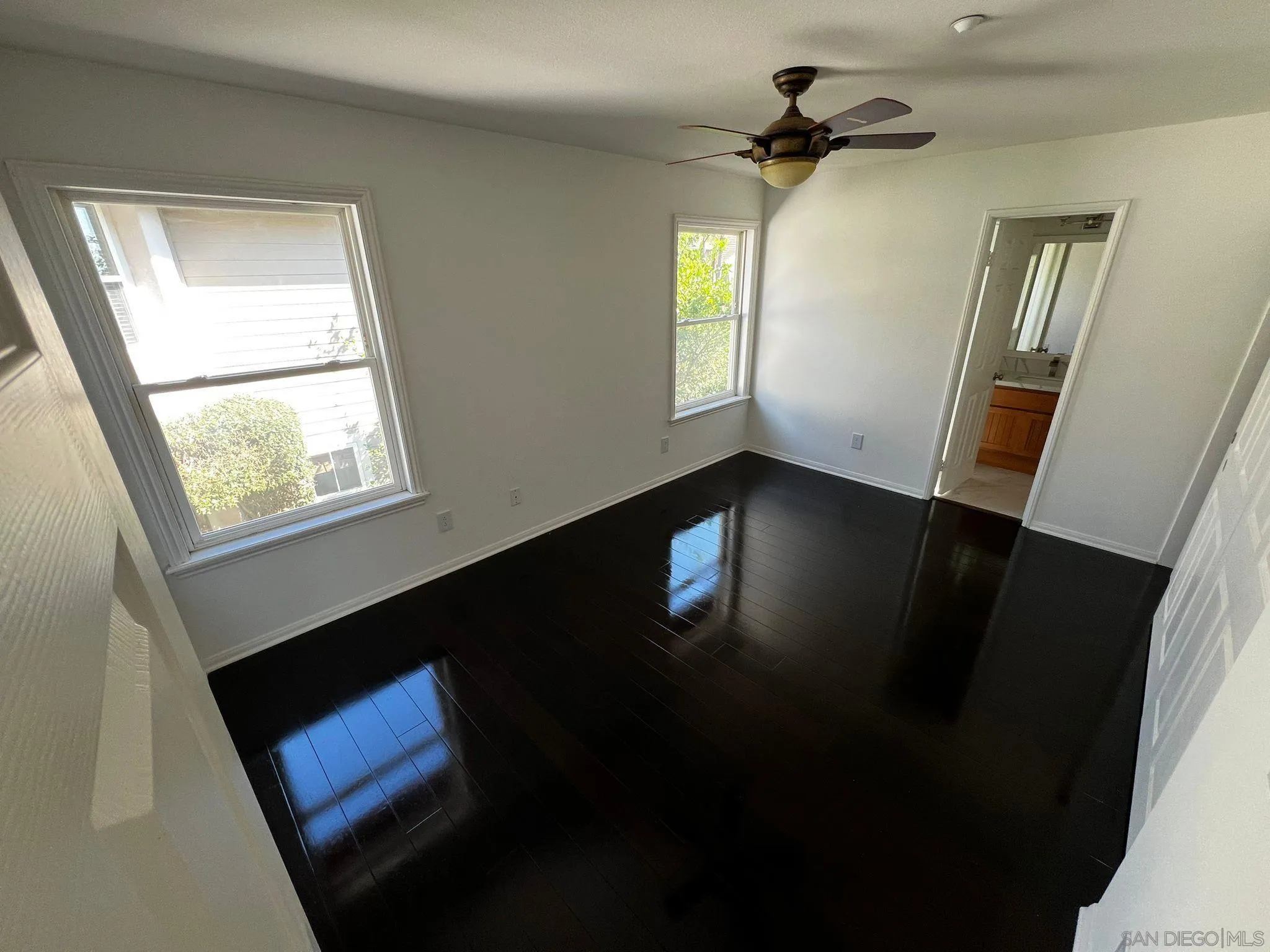 https://cdn.realtyfeed.com/cdn/127/250041382/e189a9a31b8c13c089a0da0c02763136.webp