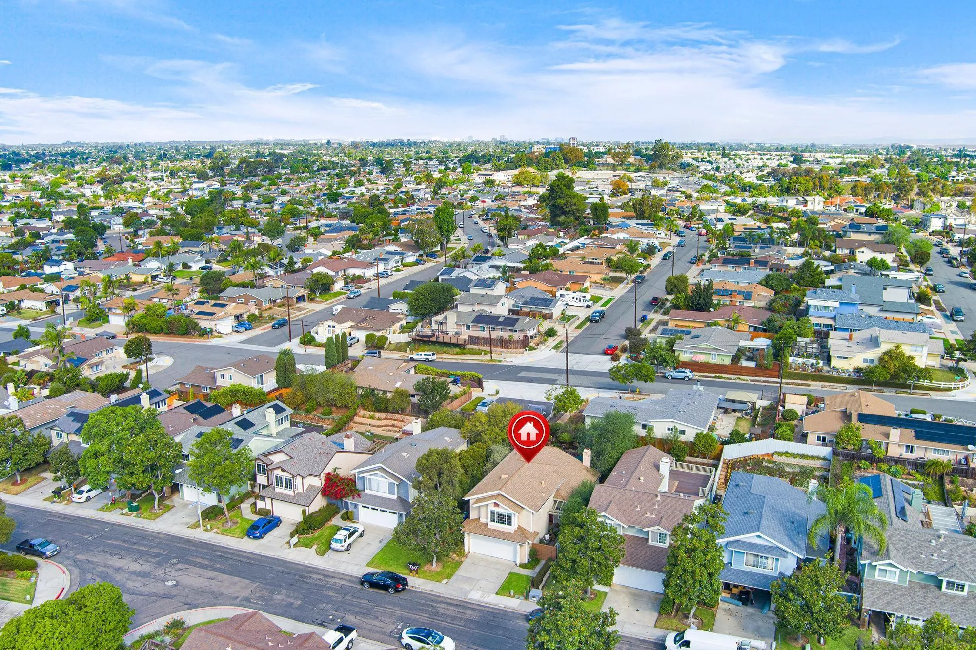 https://cdn.realtyfeed.com/cdn/127/250041383/8f82874b9529958ffc85b36b3b12cce8.webp