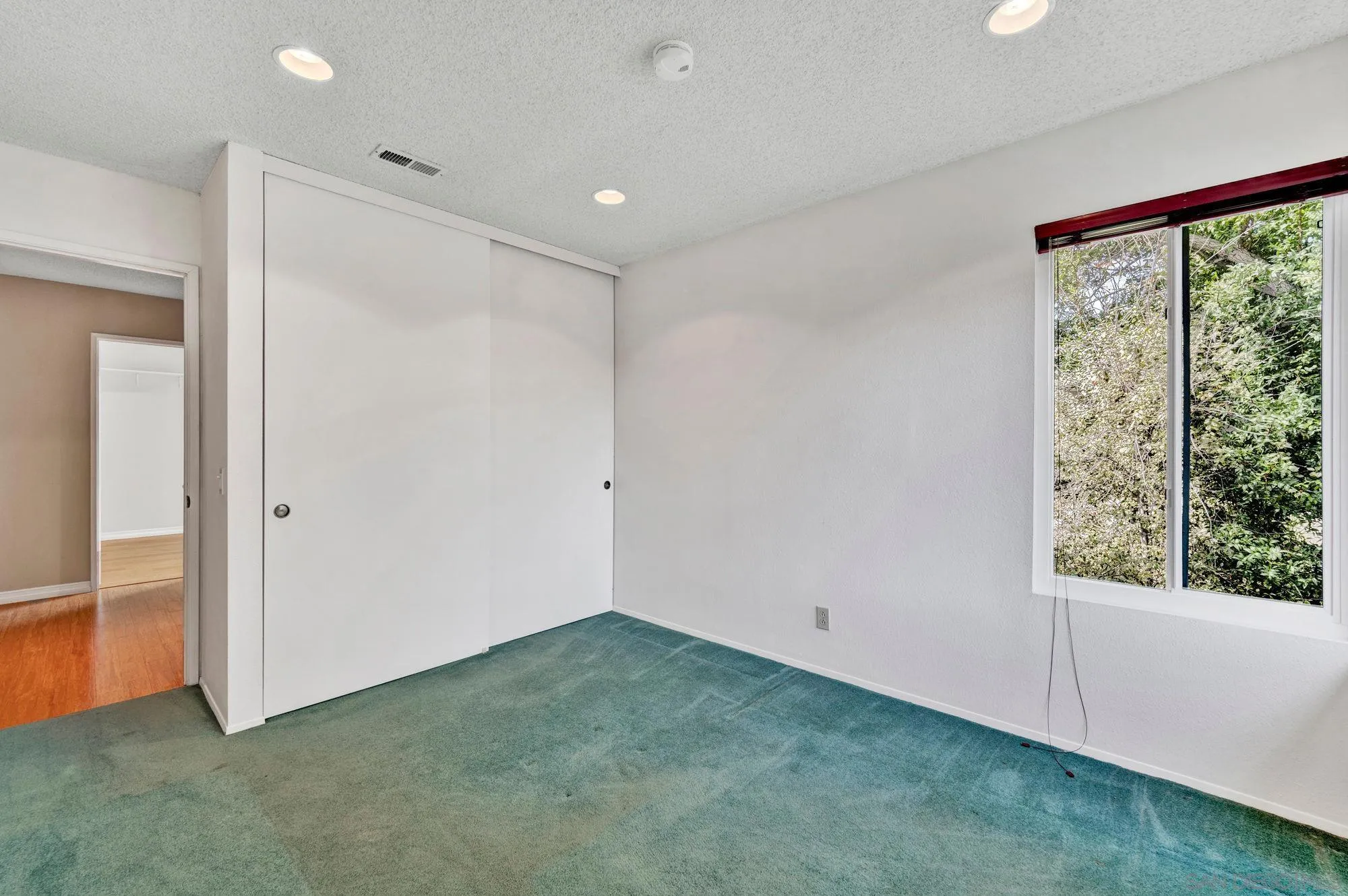 https://cdn.realtyfeed.com/cdn/127/250041383/de8312fac99df7279a2959e7ffceb6f7.webp