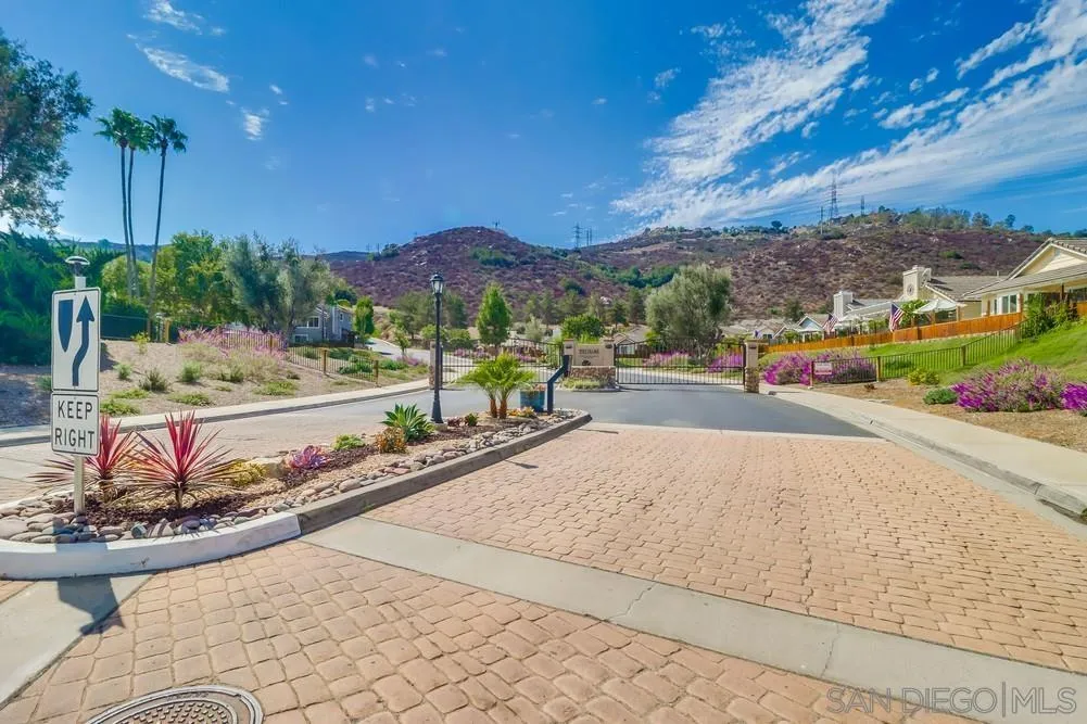 https://cdn.realtyfeed.com/cdn/127/250041386/0643e84b09a81bc631cd4f732839c9ea.webp