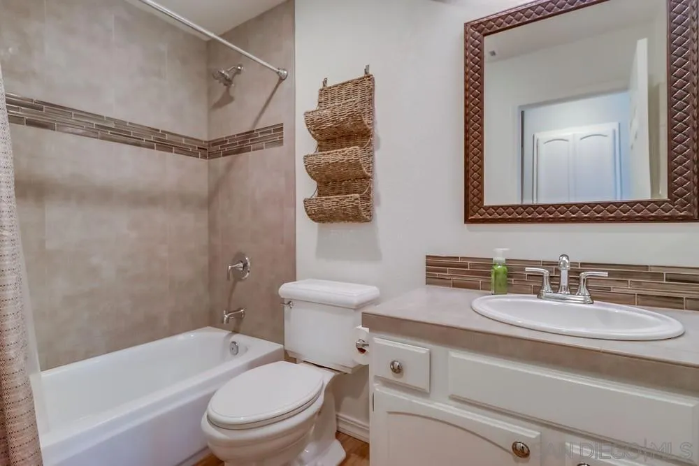 https://cdn.realtyfeed.com/cdn/127/250041386/b69779afba1df59f6c4d8e18fa502953.webp
